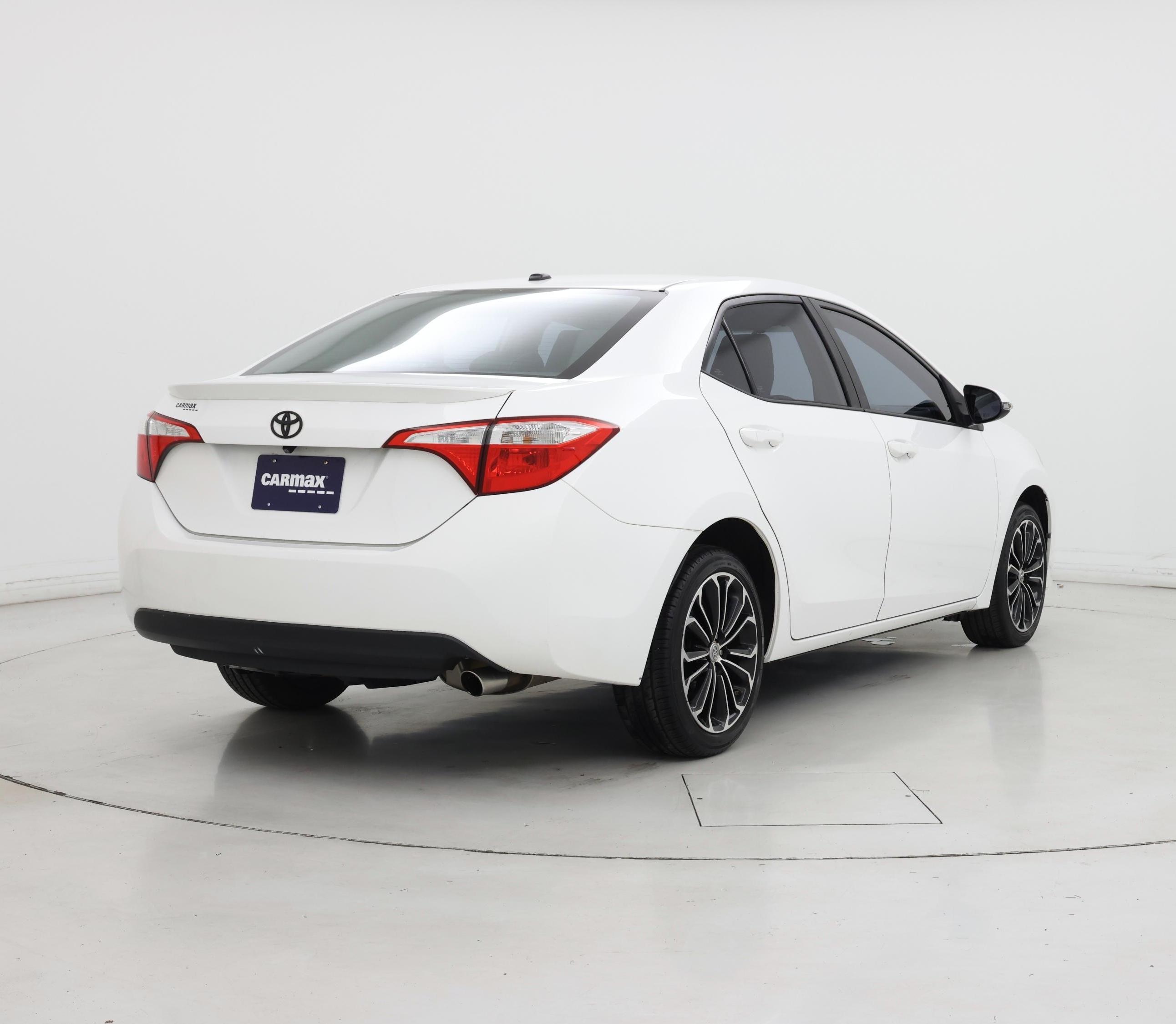 Thumbnail: 2015 Toyota Corolla - 8