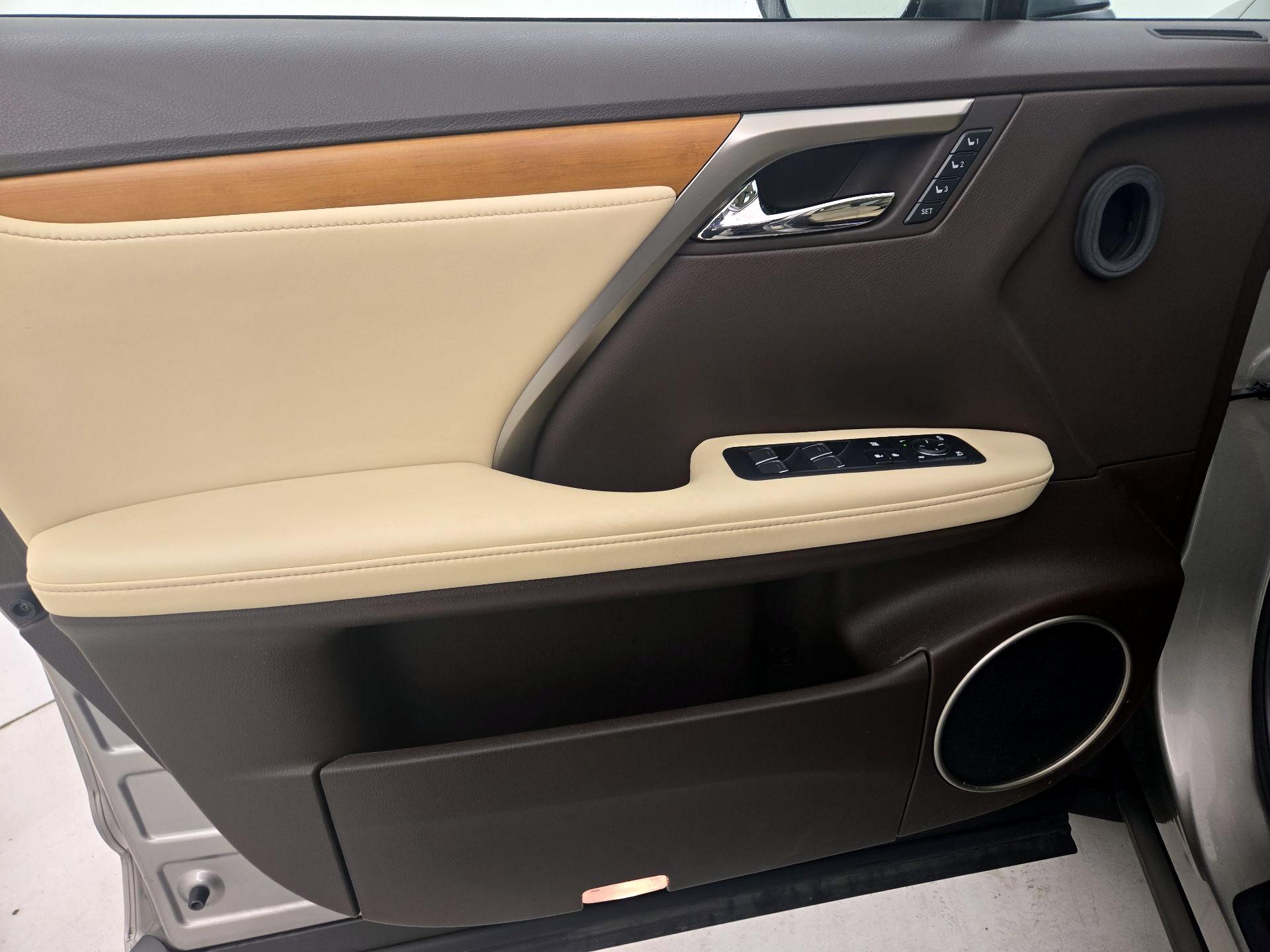 Thumbnail: 2020 Lexus RX - 12