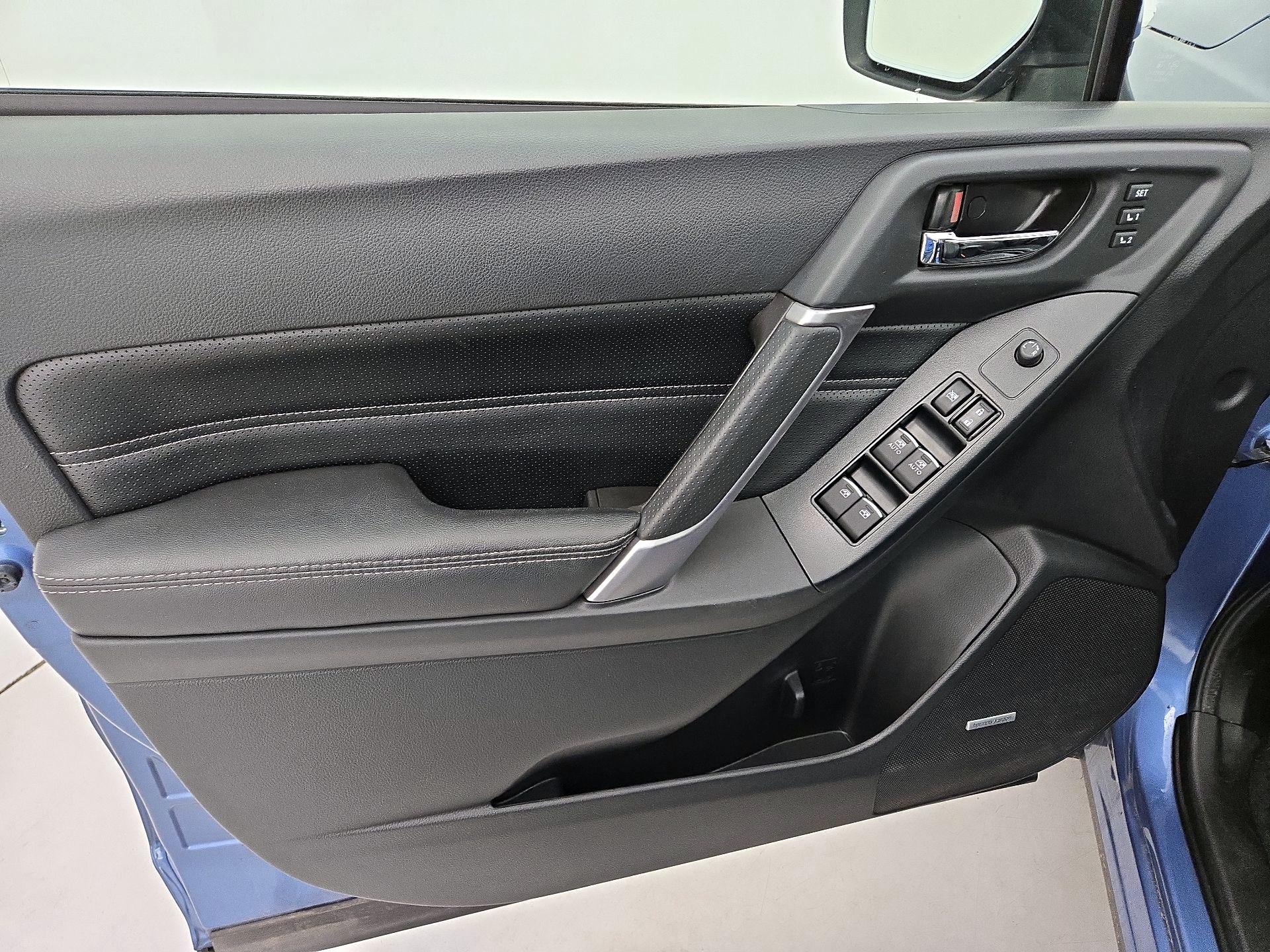 Thumbnail: 2017 Subaru Forester - 12