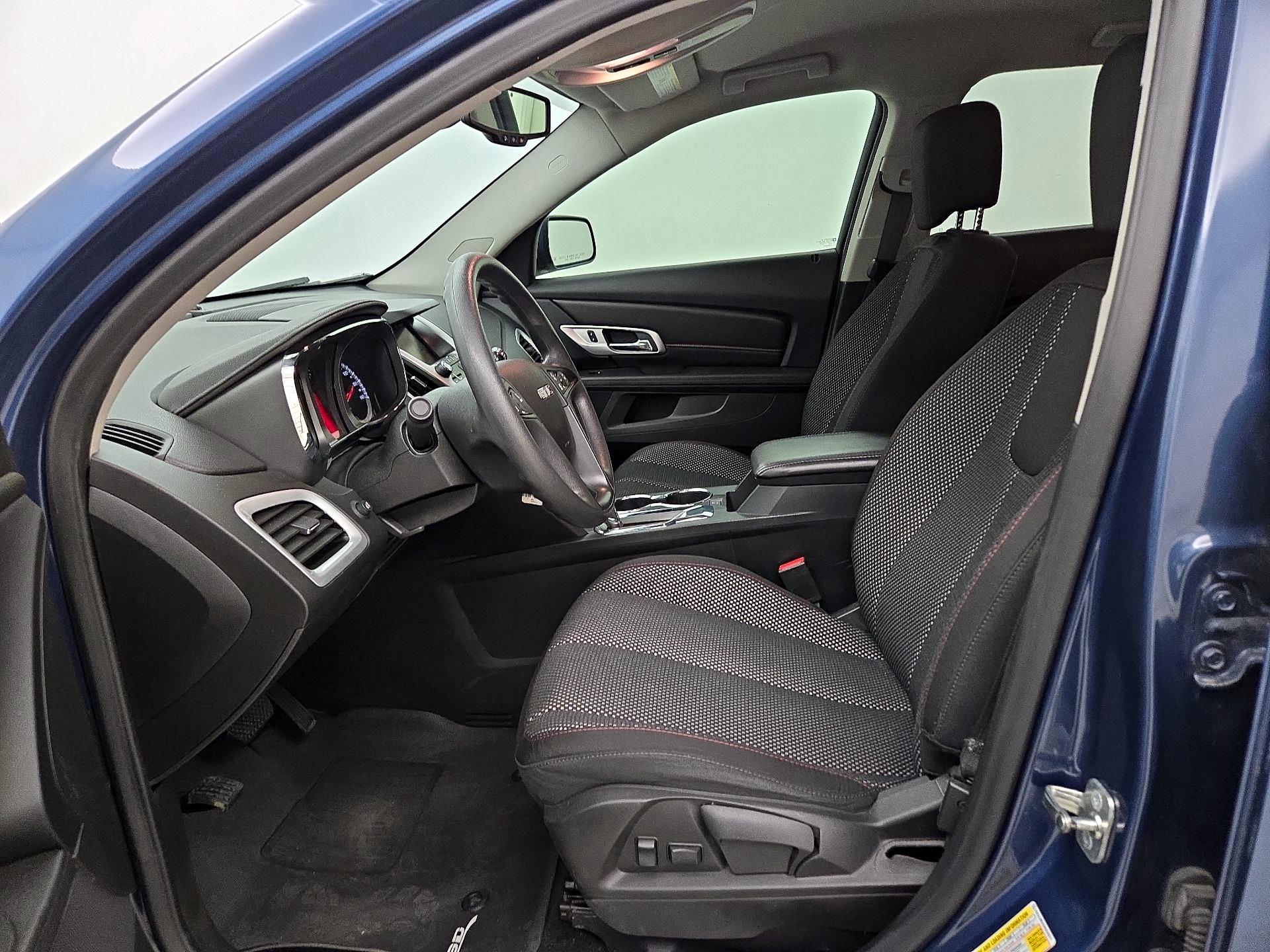 Thumbnail: 2017 GMC Terrain - 11