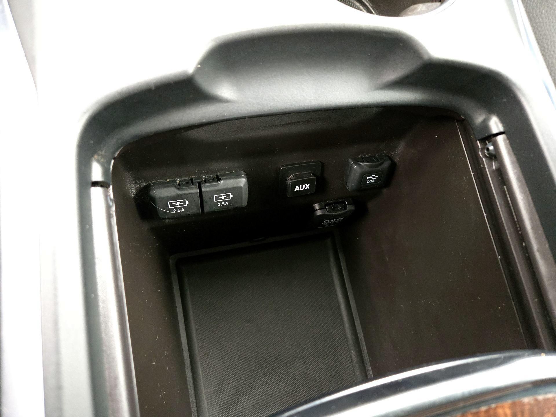 Thumbnail: 2017 Acura MDX - 19