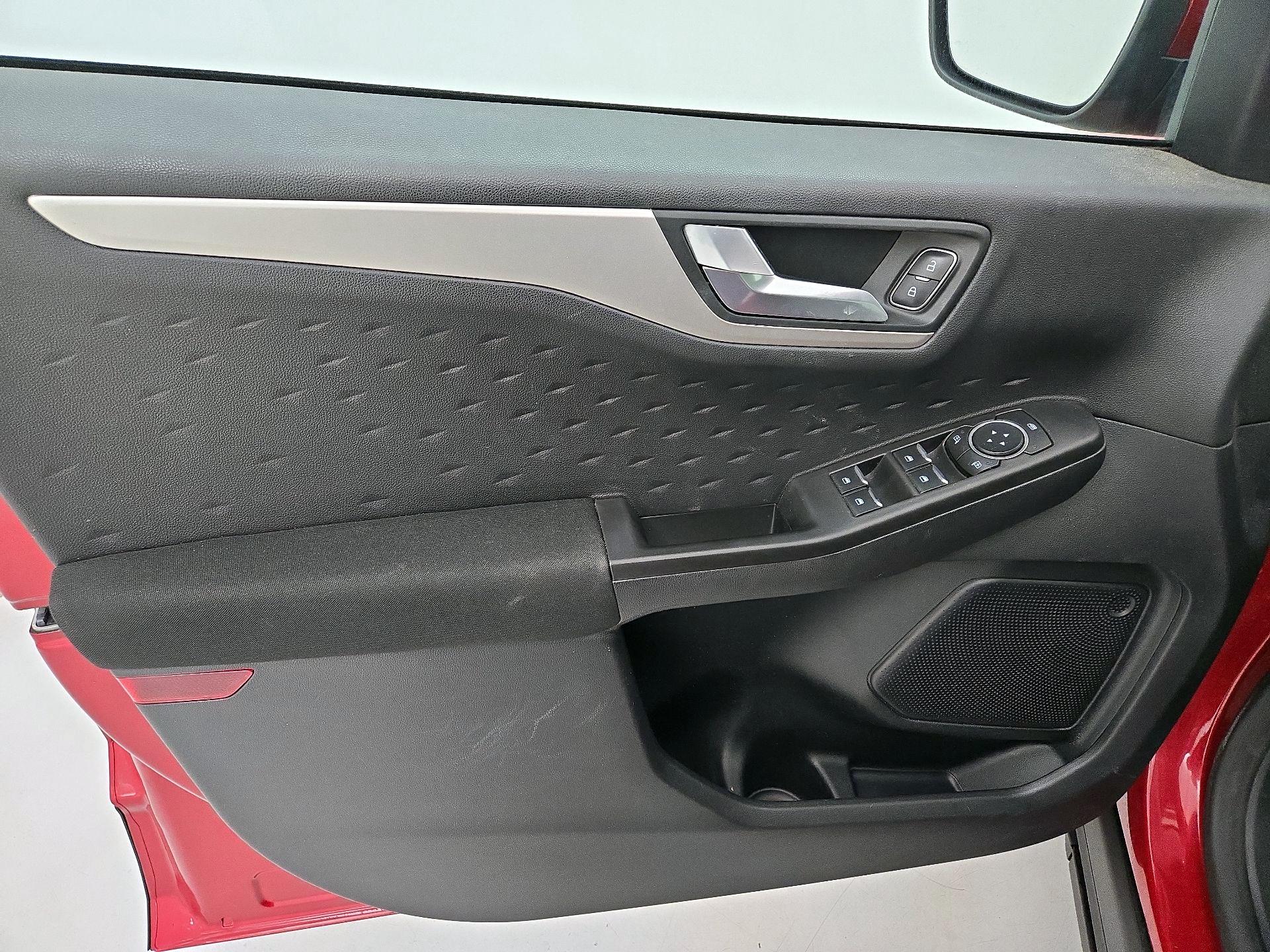 Thumbnail: 2020 Ford Escape - 12