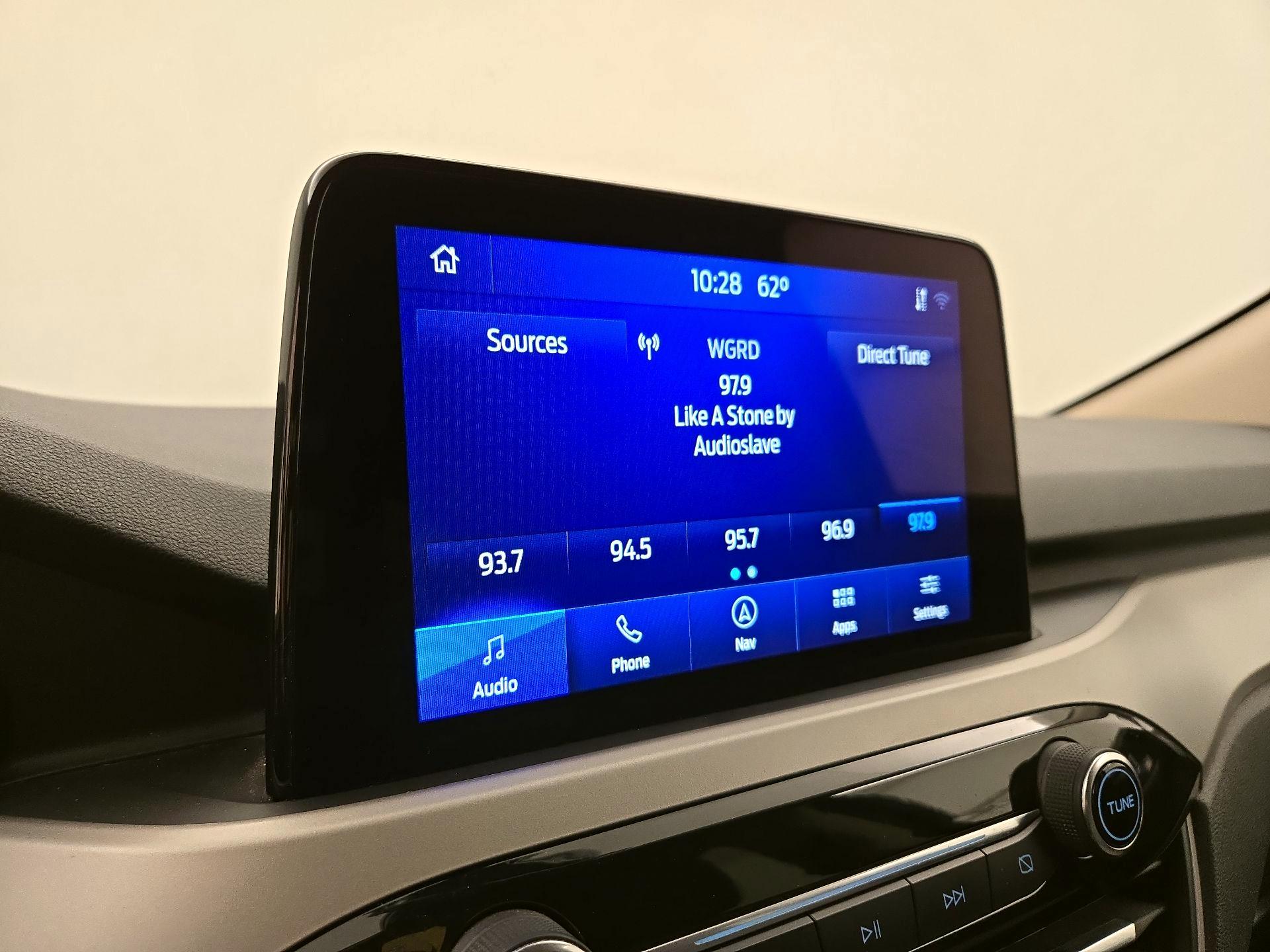 Thumbnail: 2020 Ford Escape - 16