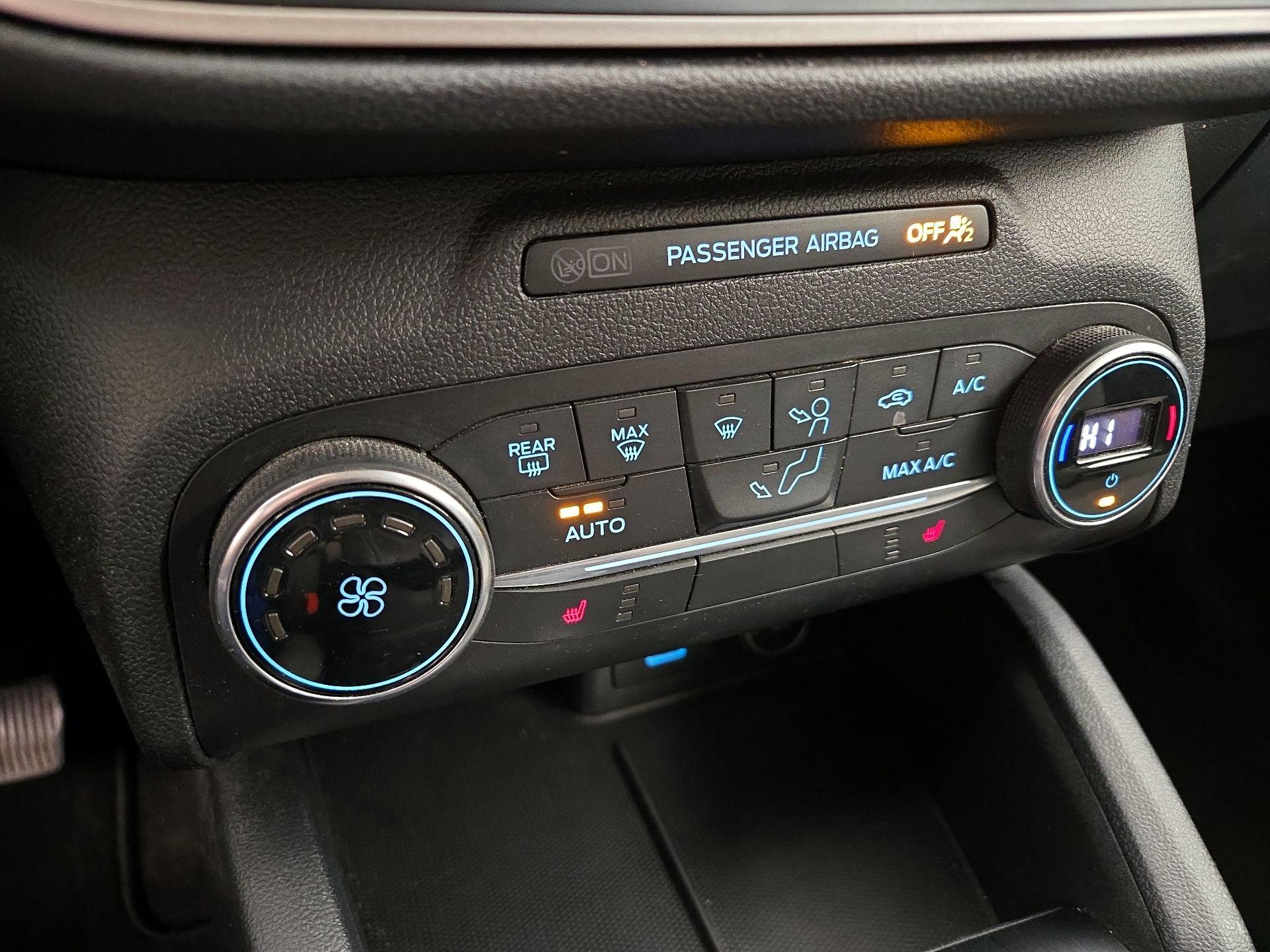 Thumbnail: 2020 Ford Escape - 17