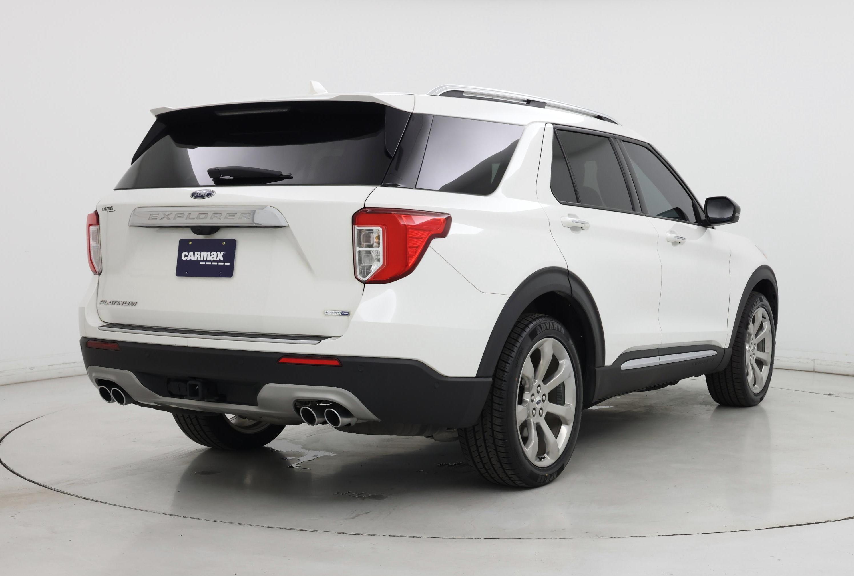Thumbnail: 2020 Ford Explorer - 8