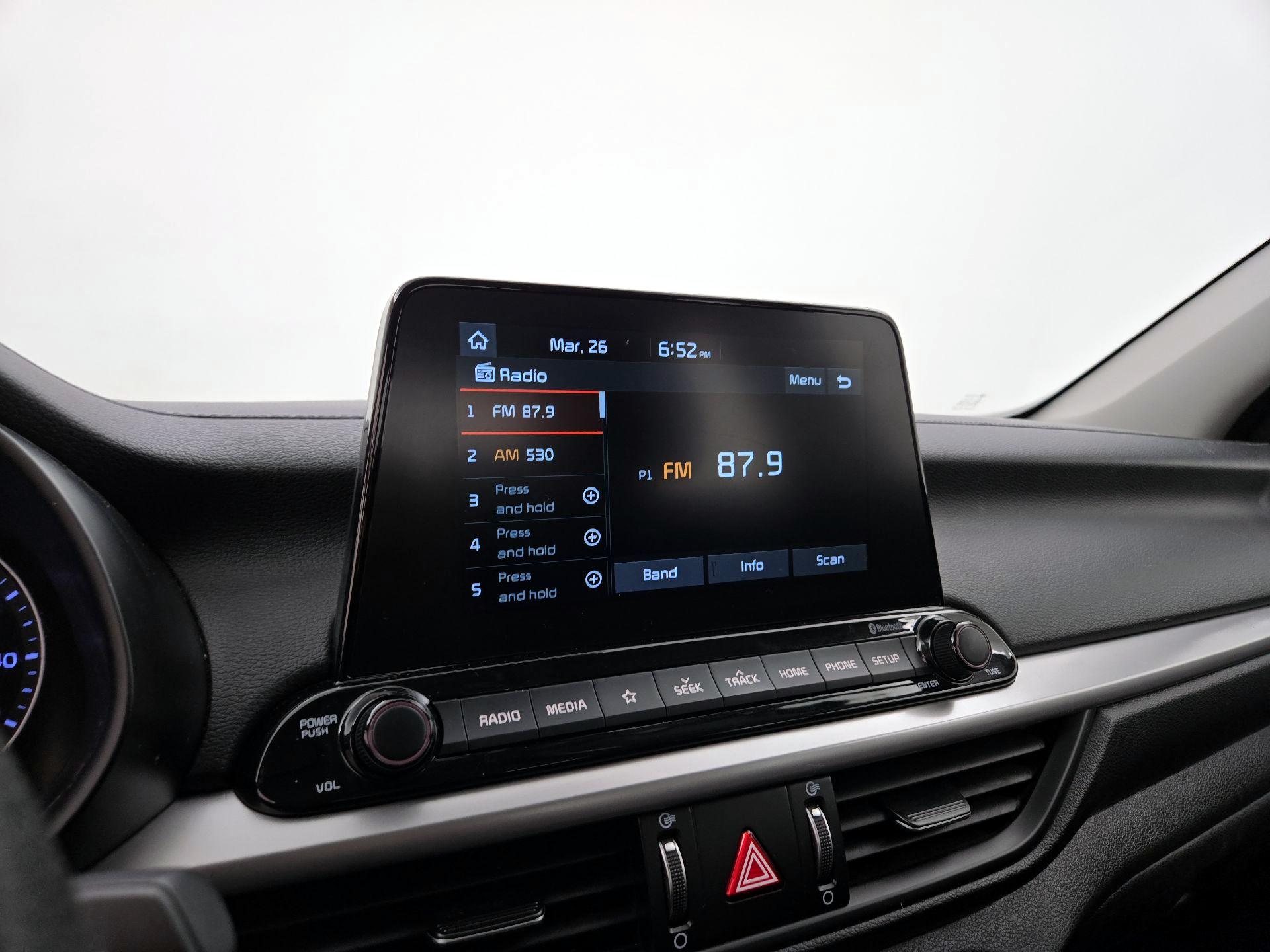 Thumbnail: 2021 Kia Forte - 15