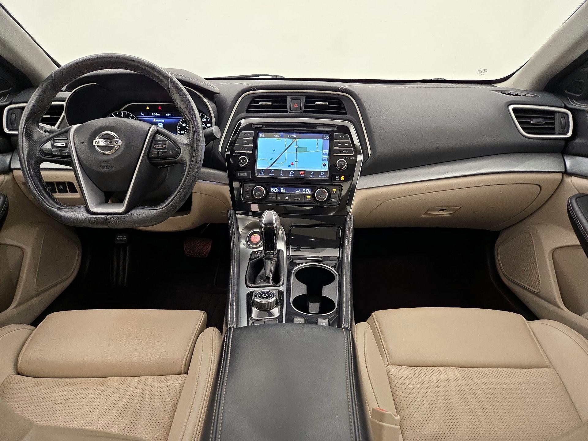 Thumbnail: 2016 Nissan Maxima - 9