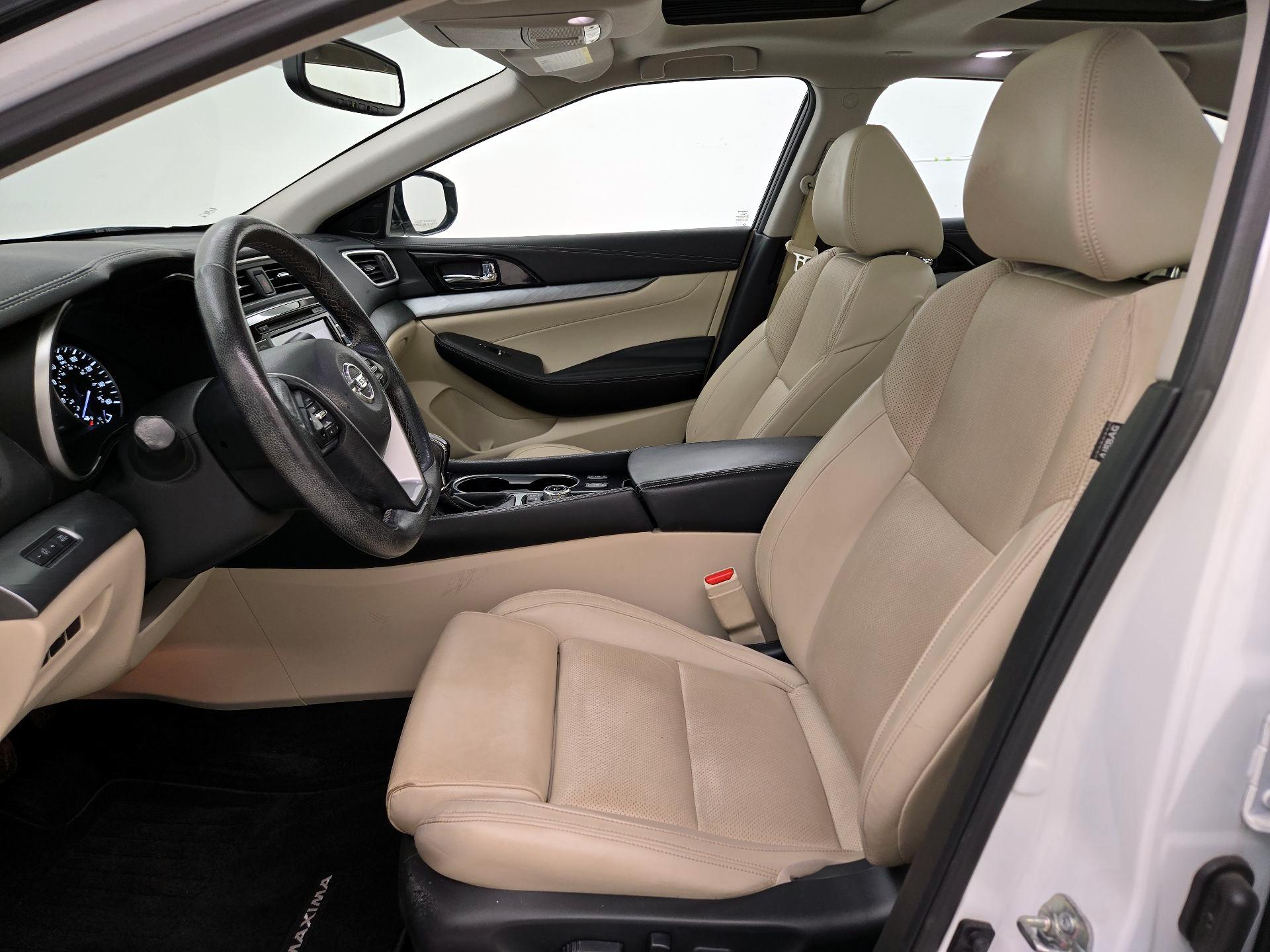 Thumbnail: 2016 Nissan Maxima - 11