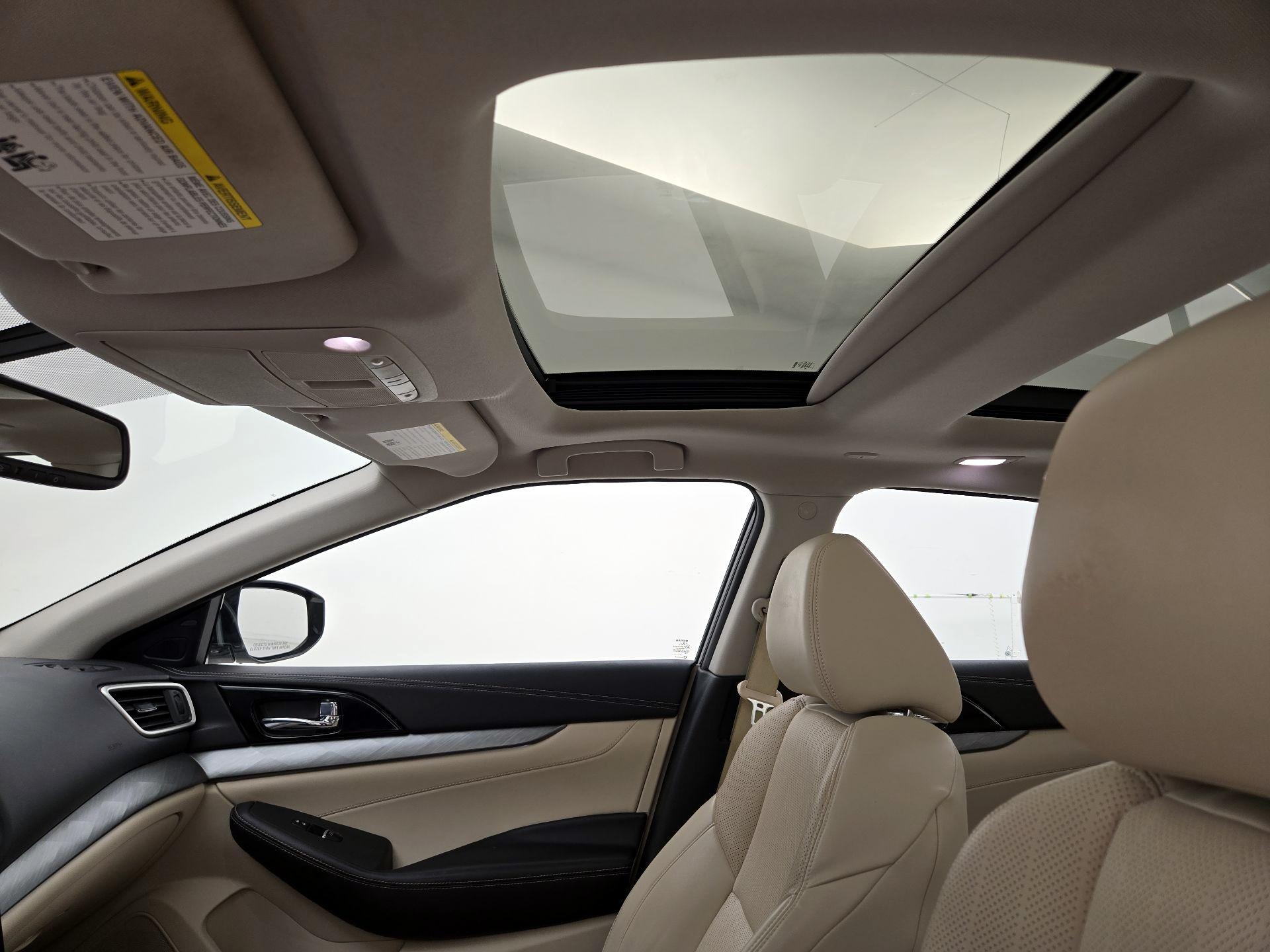Thumbnail: 2016 Nissan Maxima - 20