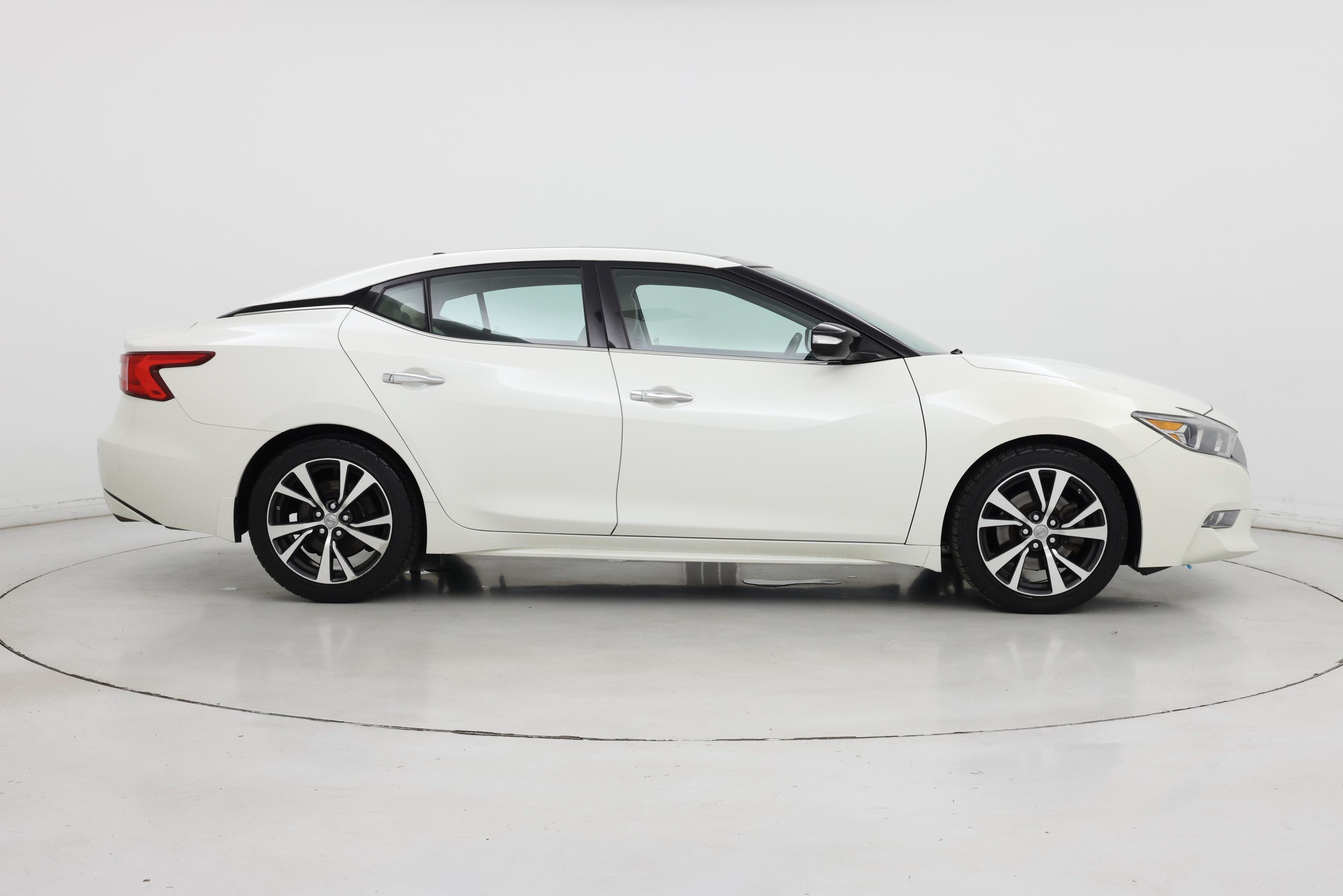 Thumbnail: 2016 Nissan Maxima - 7