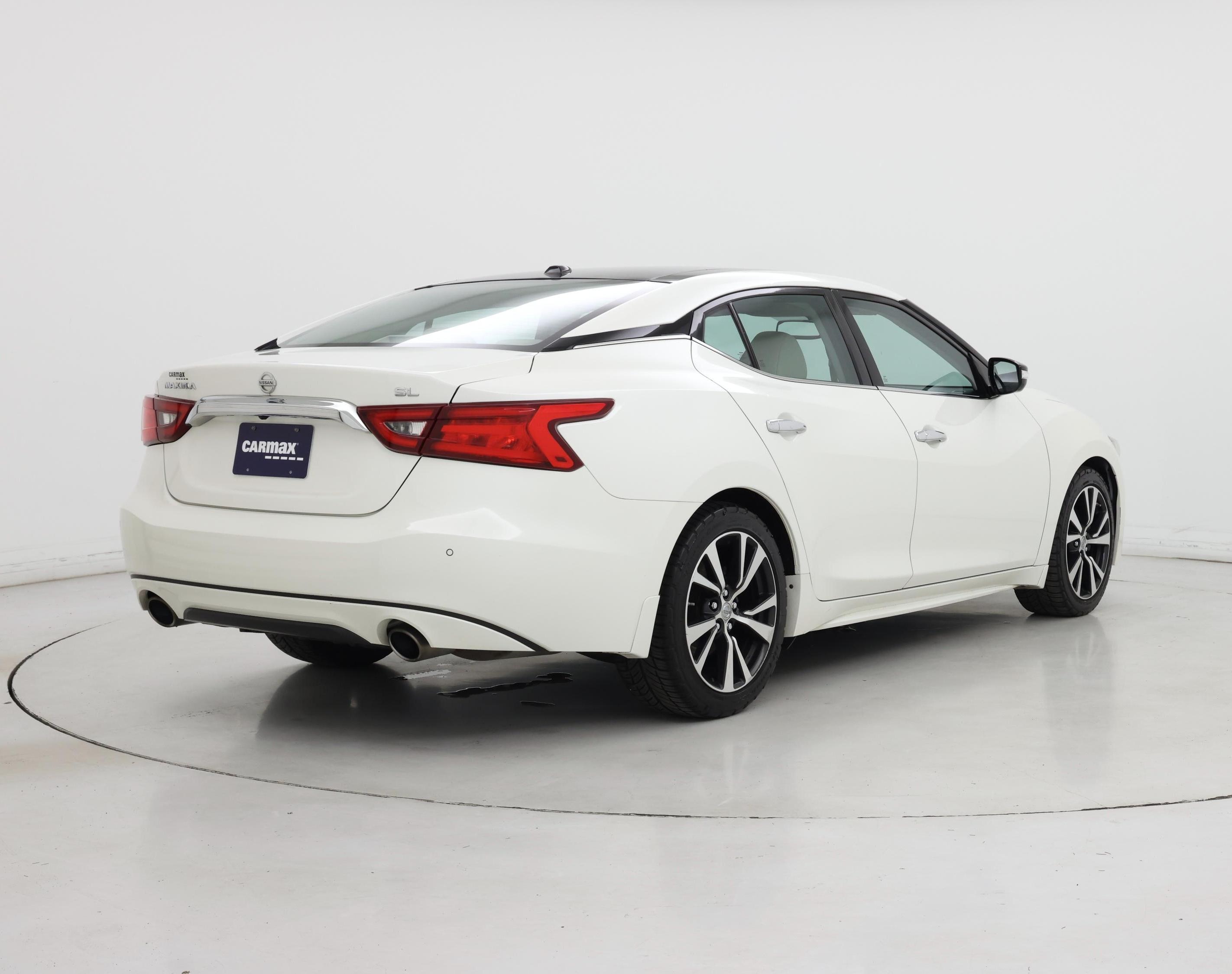Thumbnail: 2016 Nissan Maxima - 8