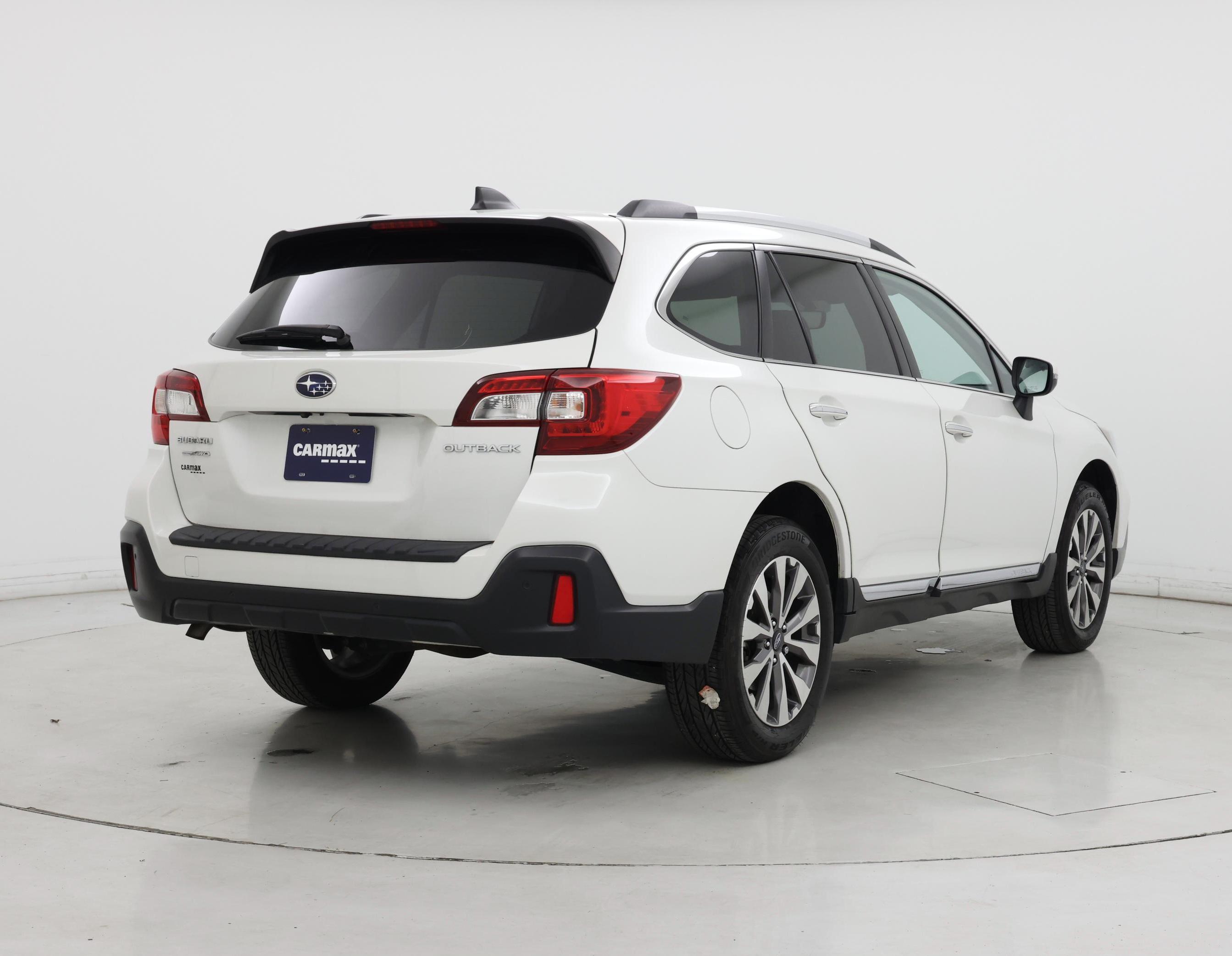 Thumbnail: 2019 Subaru Outback - 8
