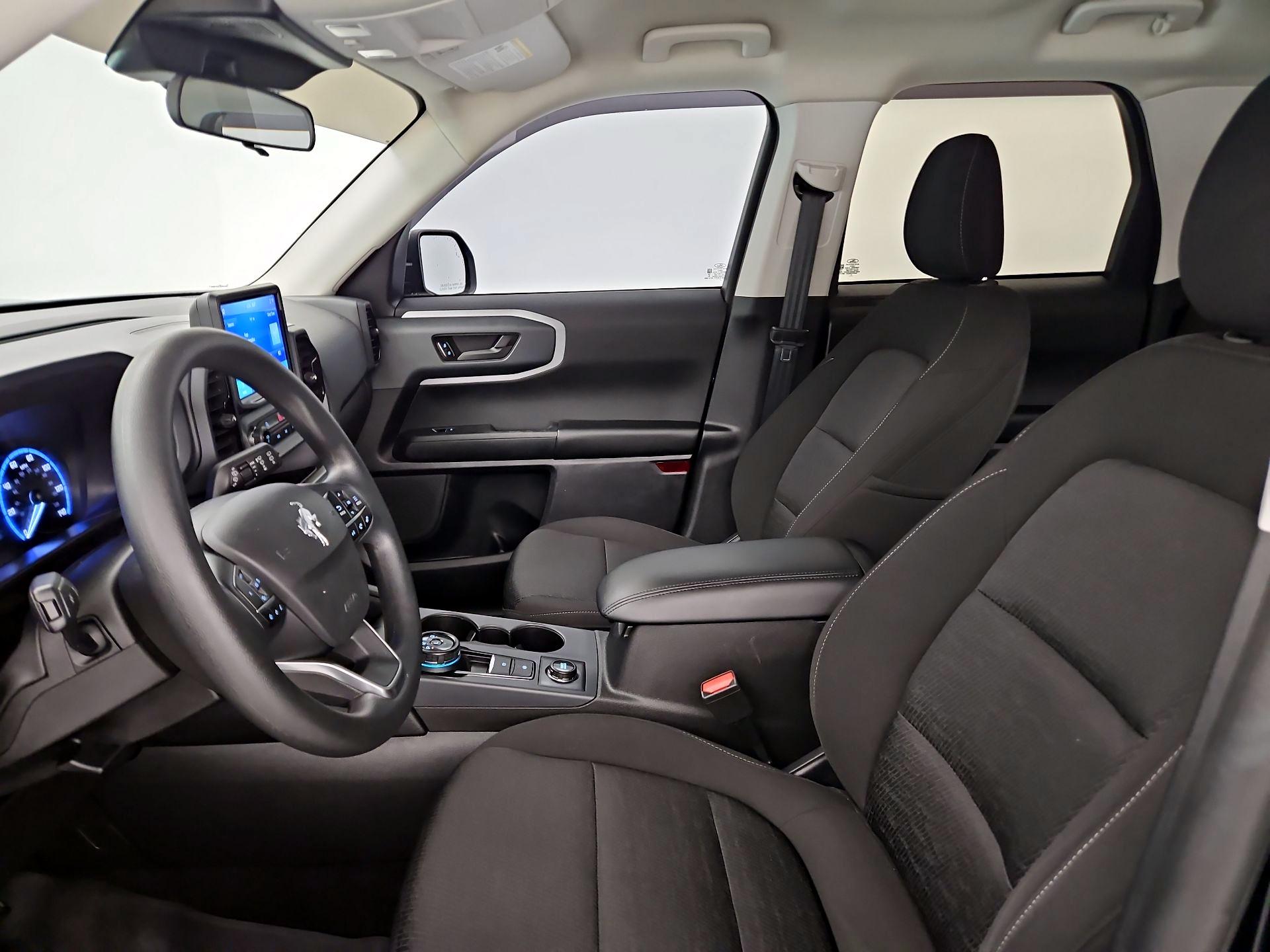 Thumbnail: 2022 Ford Bronco Sport - 11