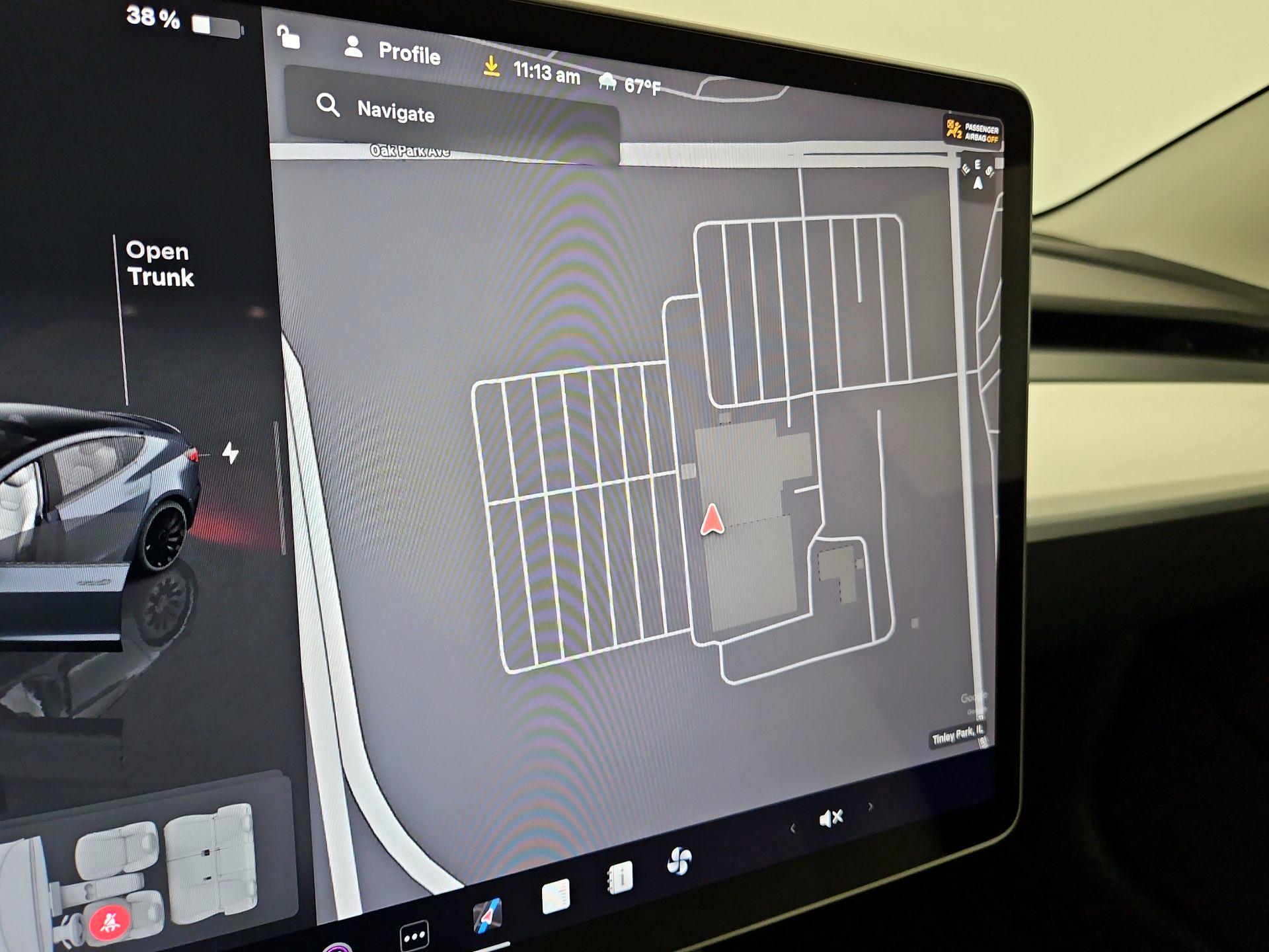 Thumbnail: 2023 Tesla Model 3 - 13