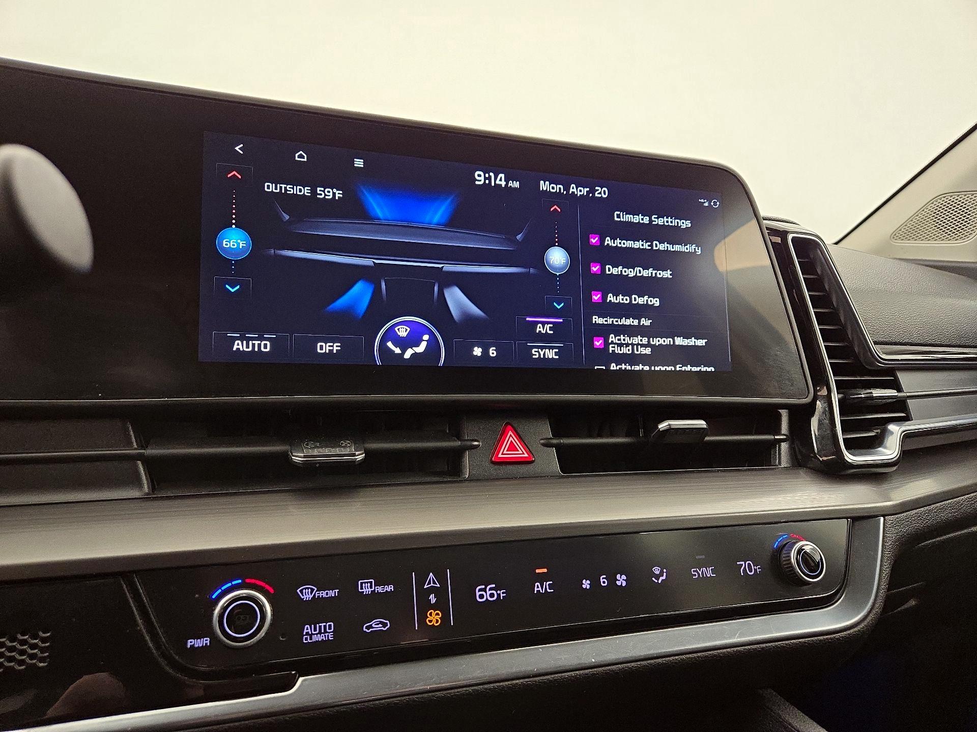 Thumbnail: 2023 Kia Sportage - 17