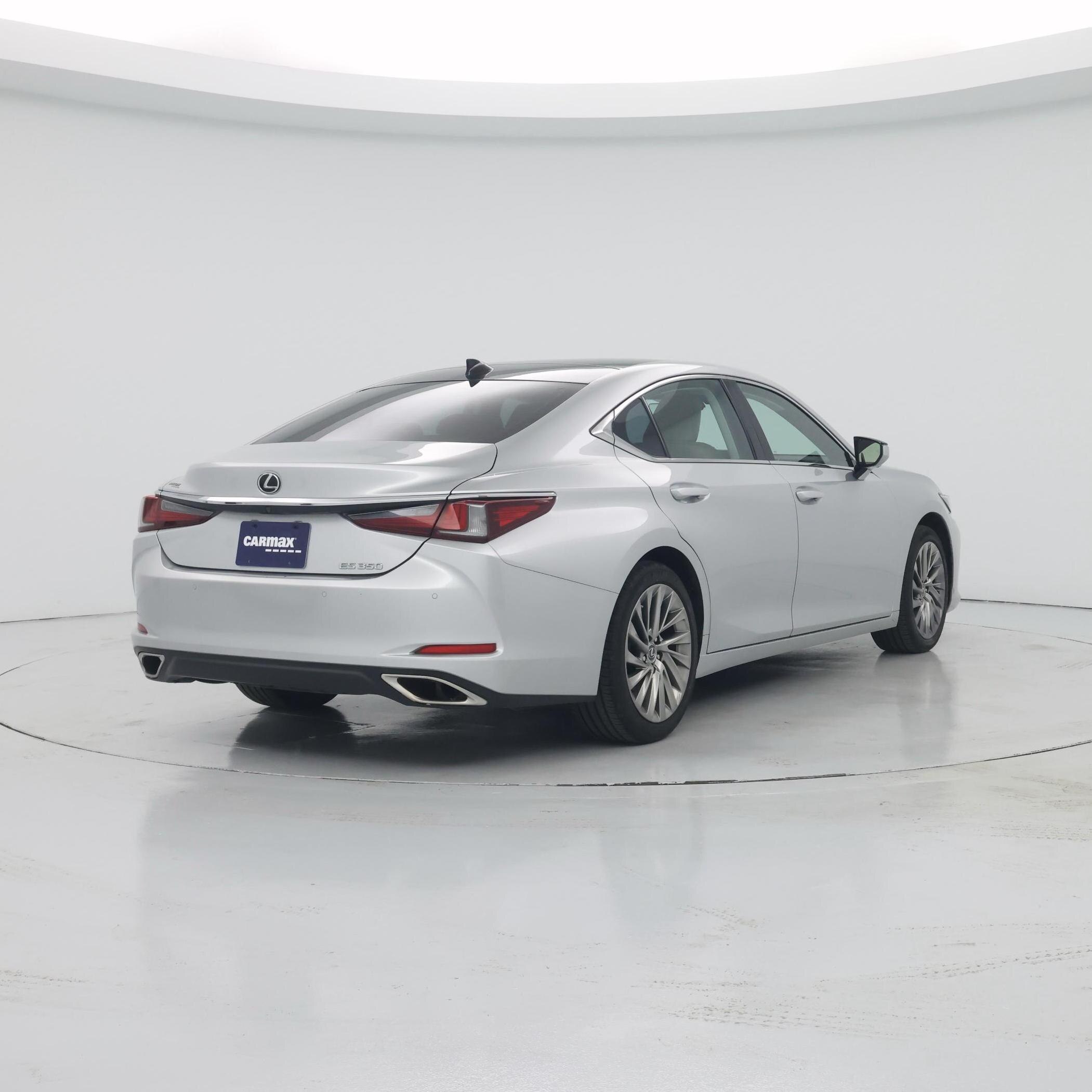 Thumbnail: 2019 Lexus ES - 8