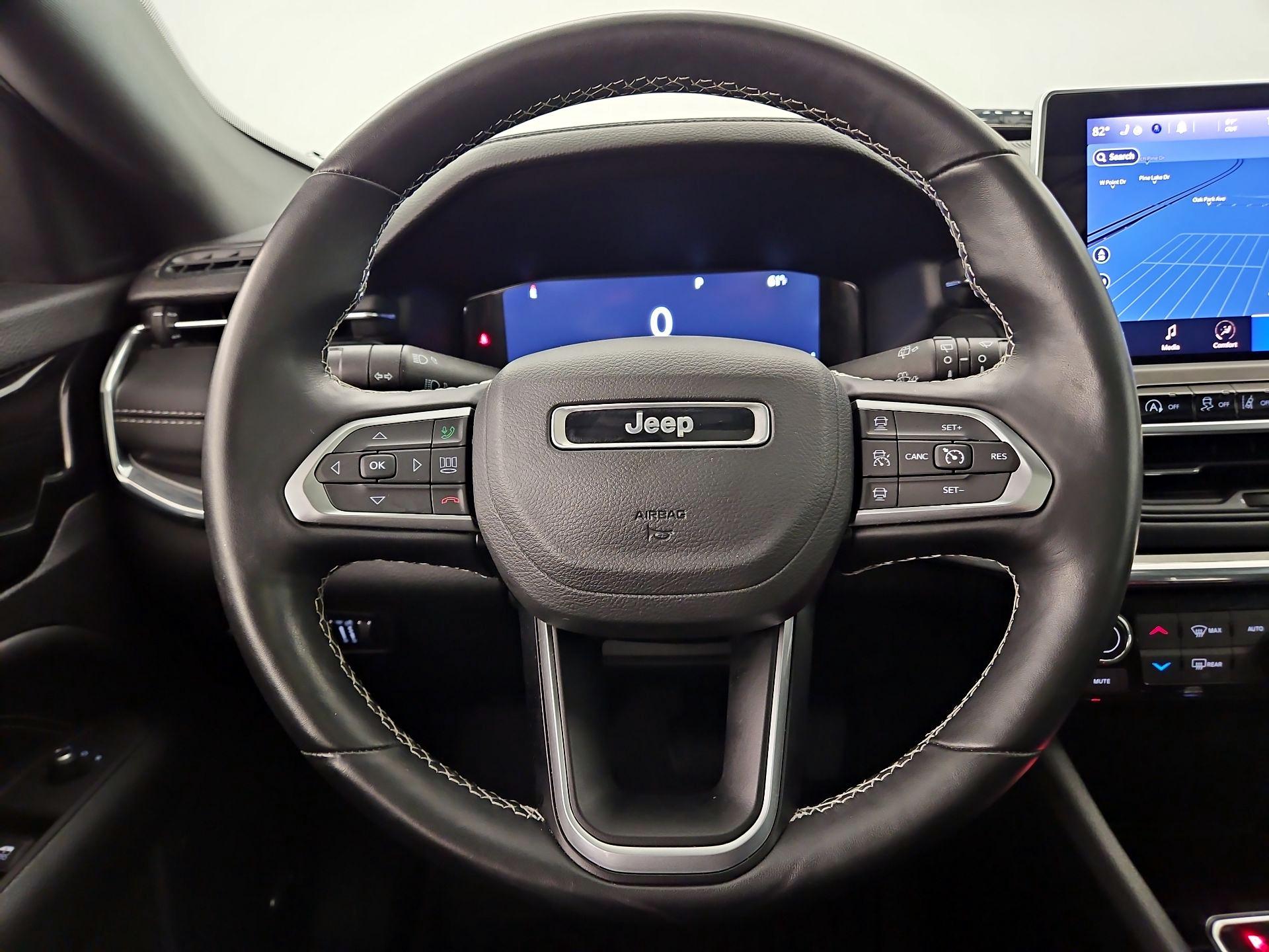 Thumbnail: 2022 Jeep Compass - 10