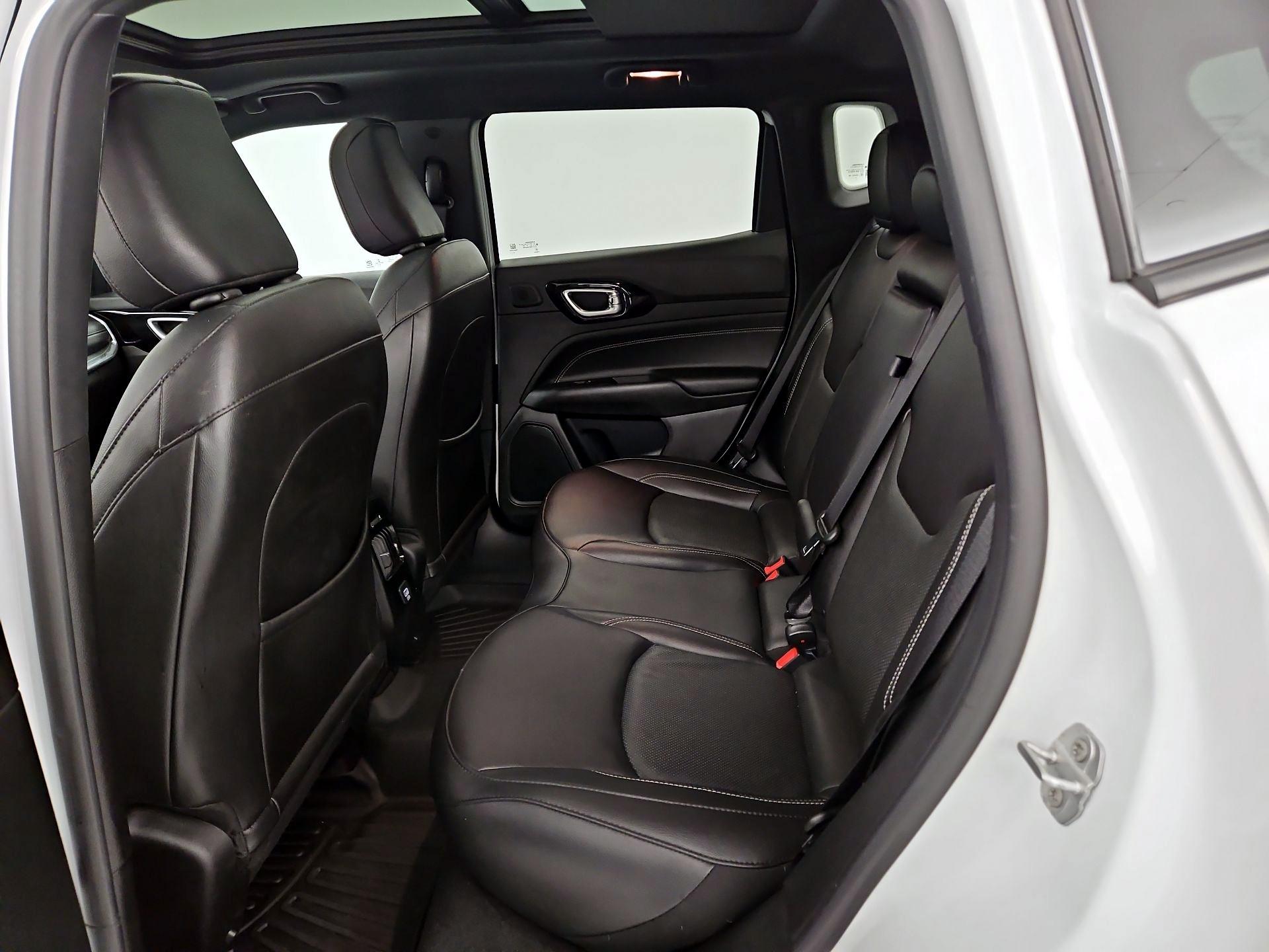 Thumbnail: 2022 Jeep Compass - 20