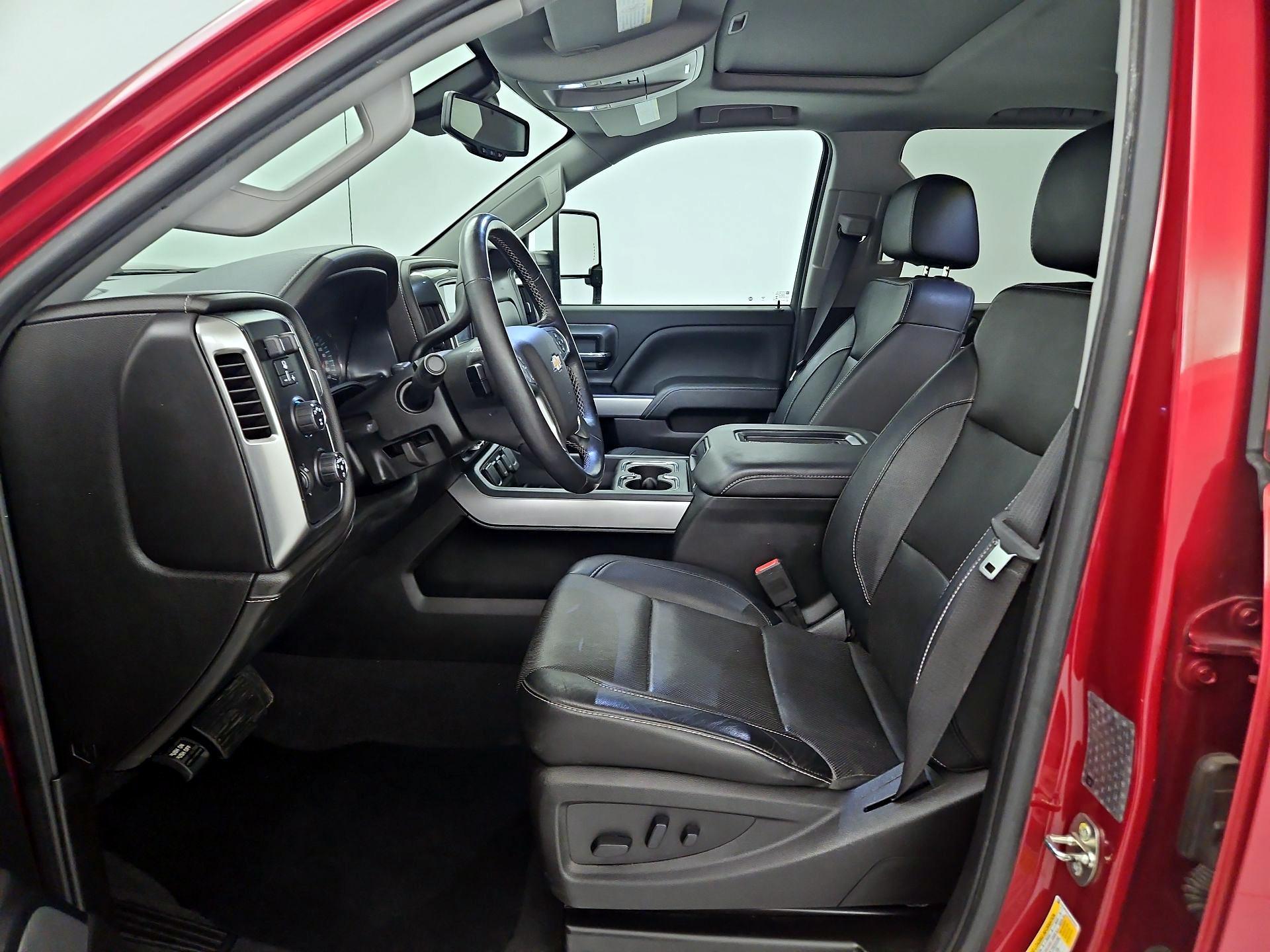 Thumbnail: 2019 Chevrolet Silverado 3500 - 11