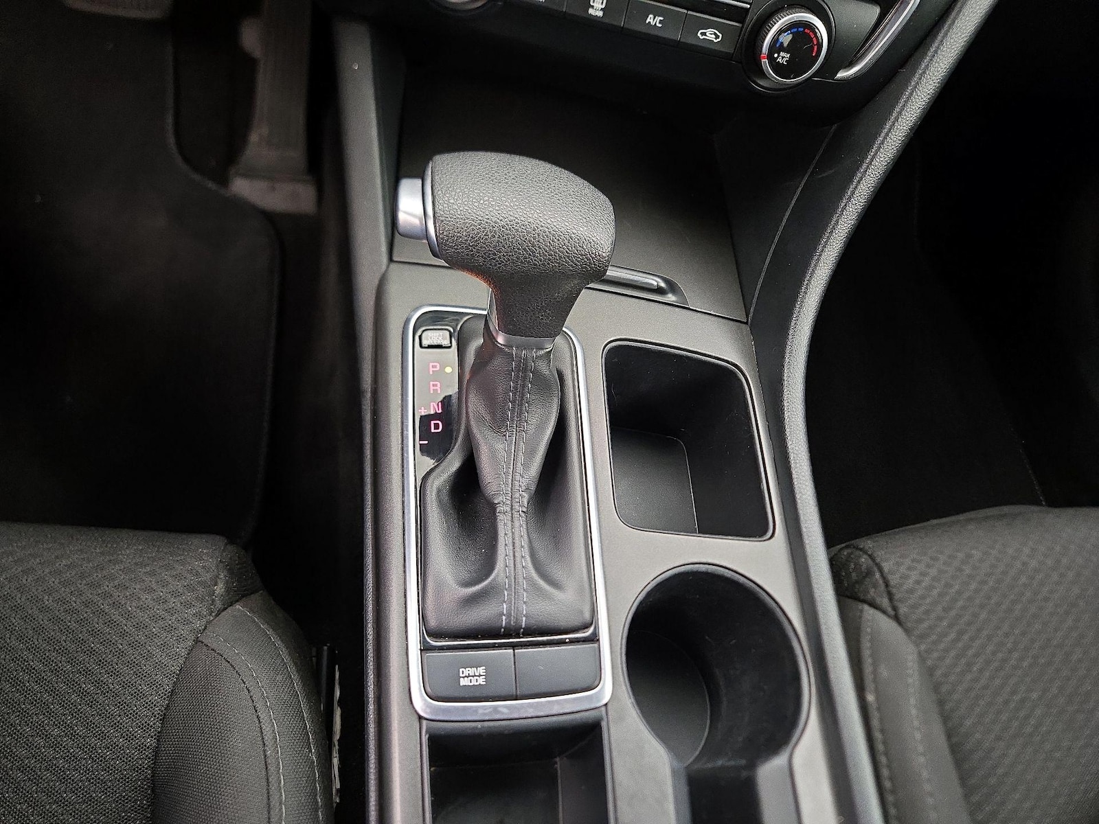 2018 Kia Optima LX - Photo 18