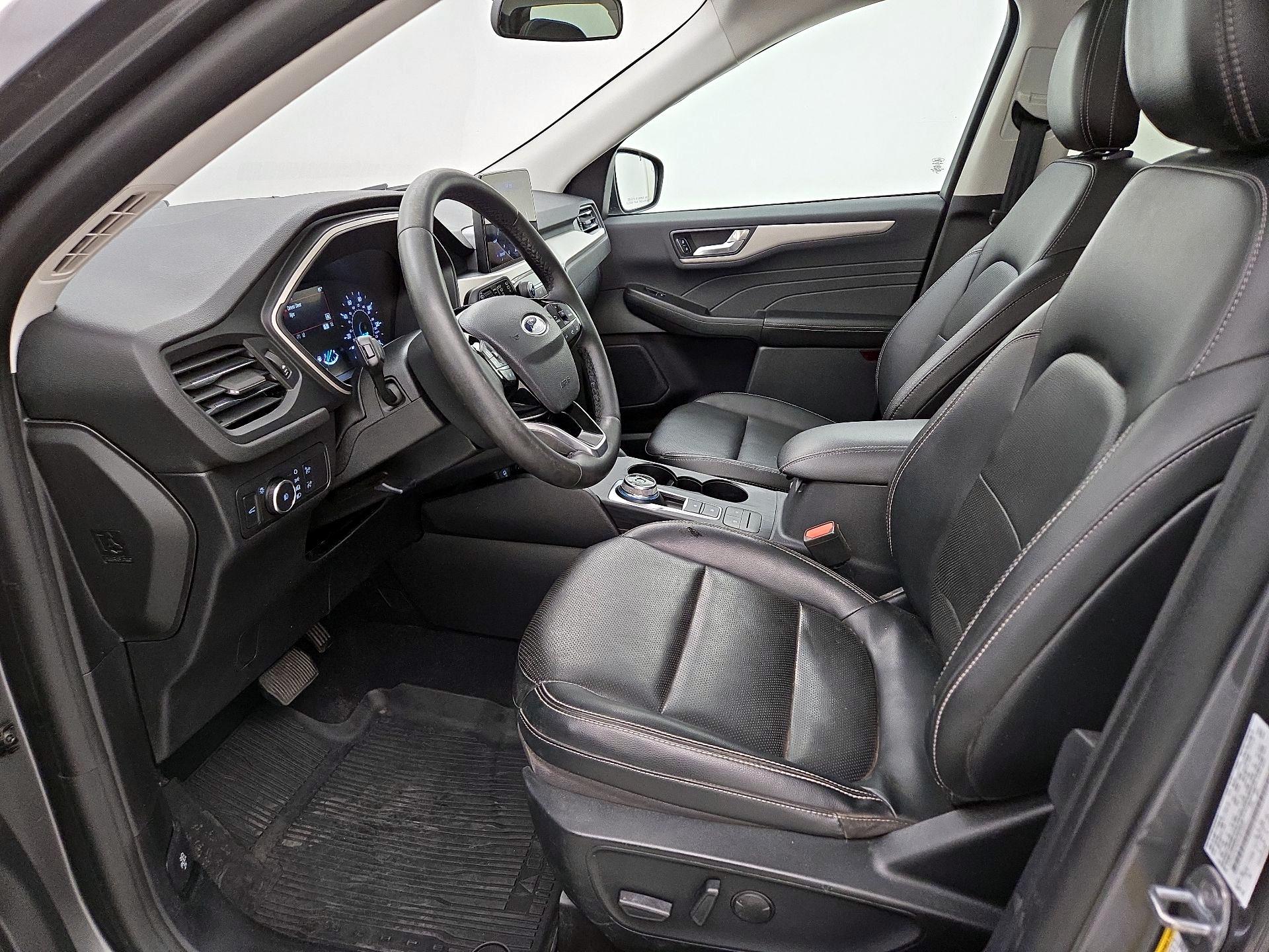 Thumbnail: 2022 Ford Escape - 11