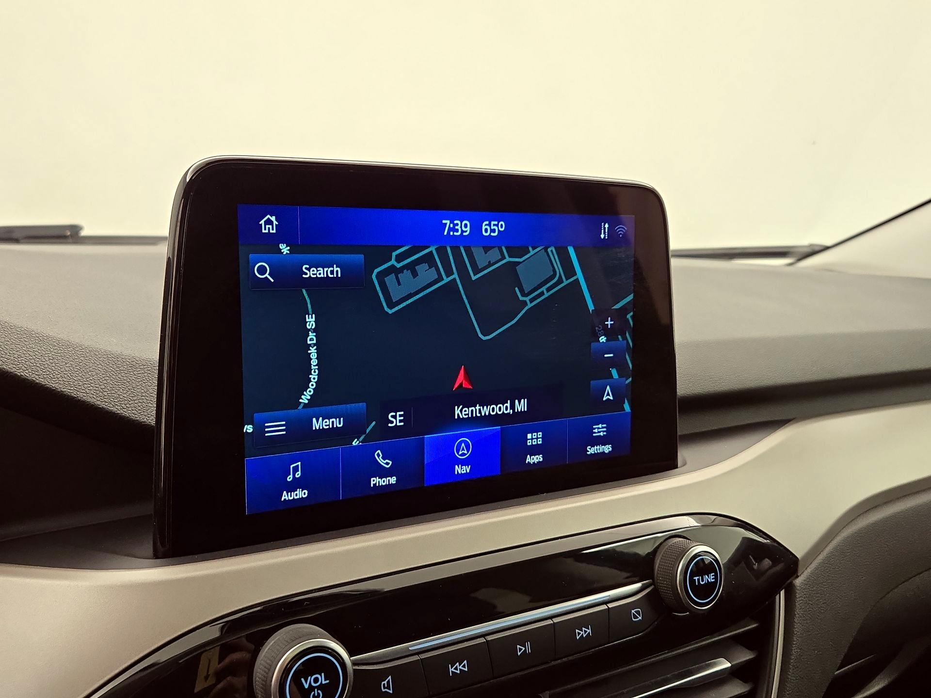 Thumbnail: 2022 Ford Escape - 14