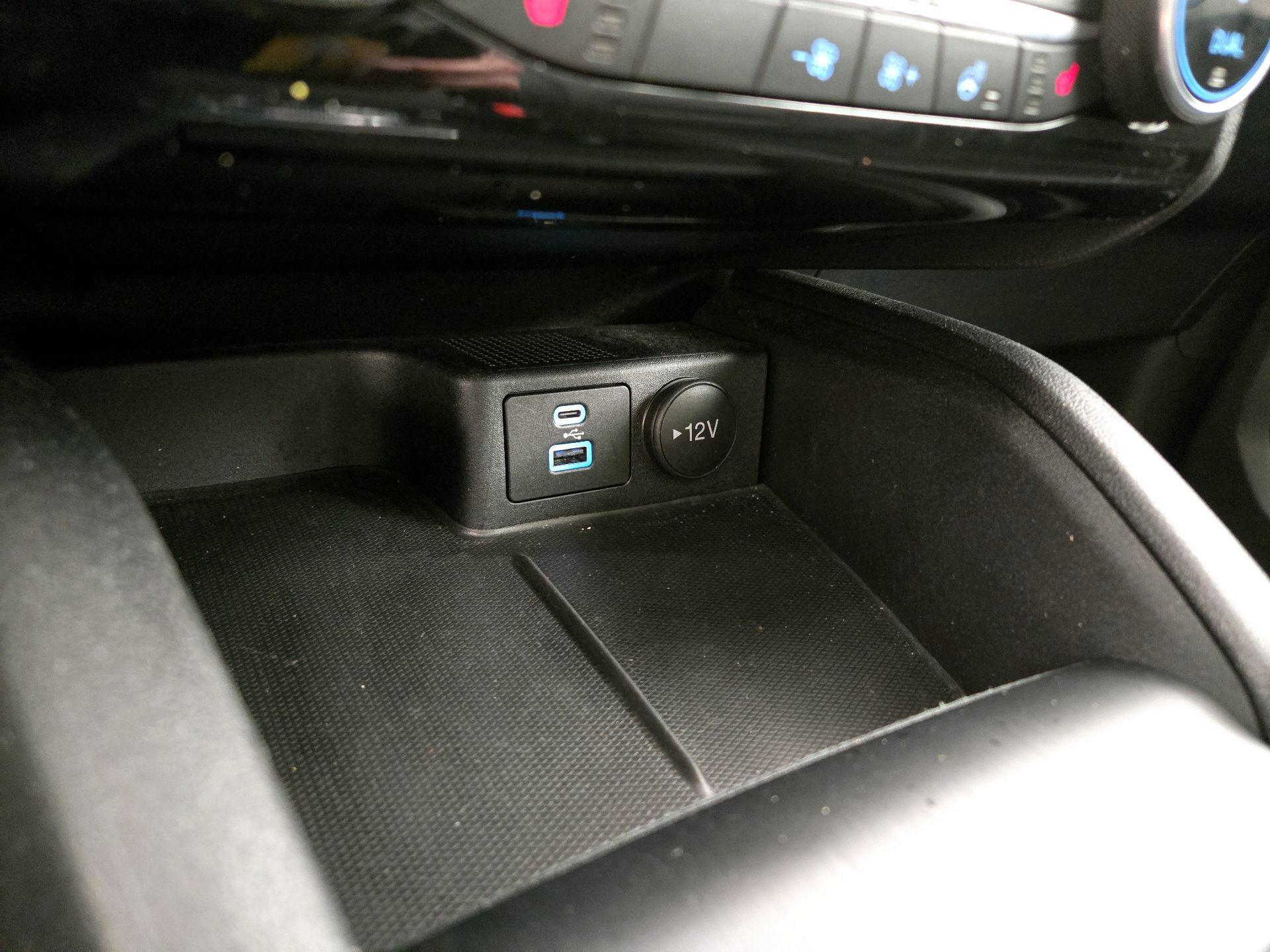 Thumbnail: 2022 Ford Escape - 19