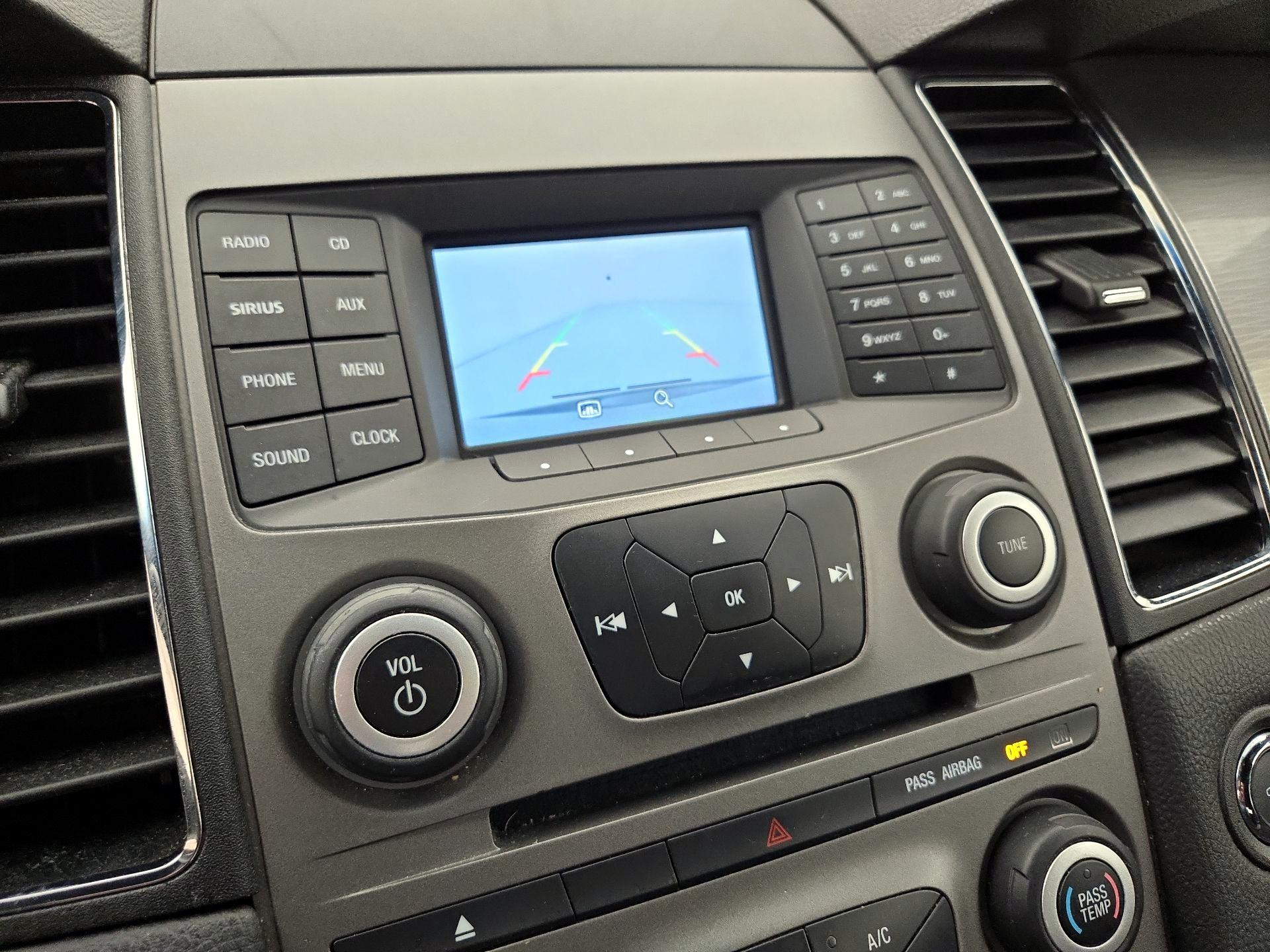 Thumbnail: 2018 Ford Taurus - 14