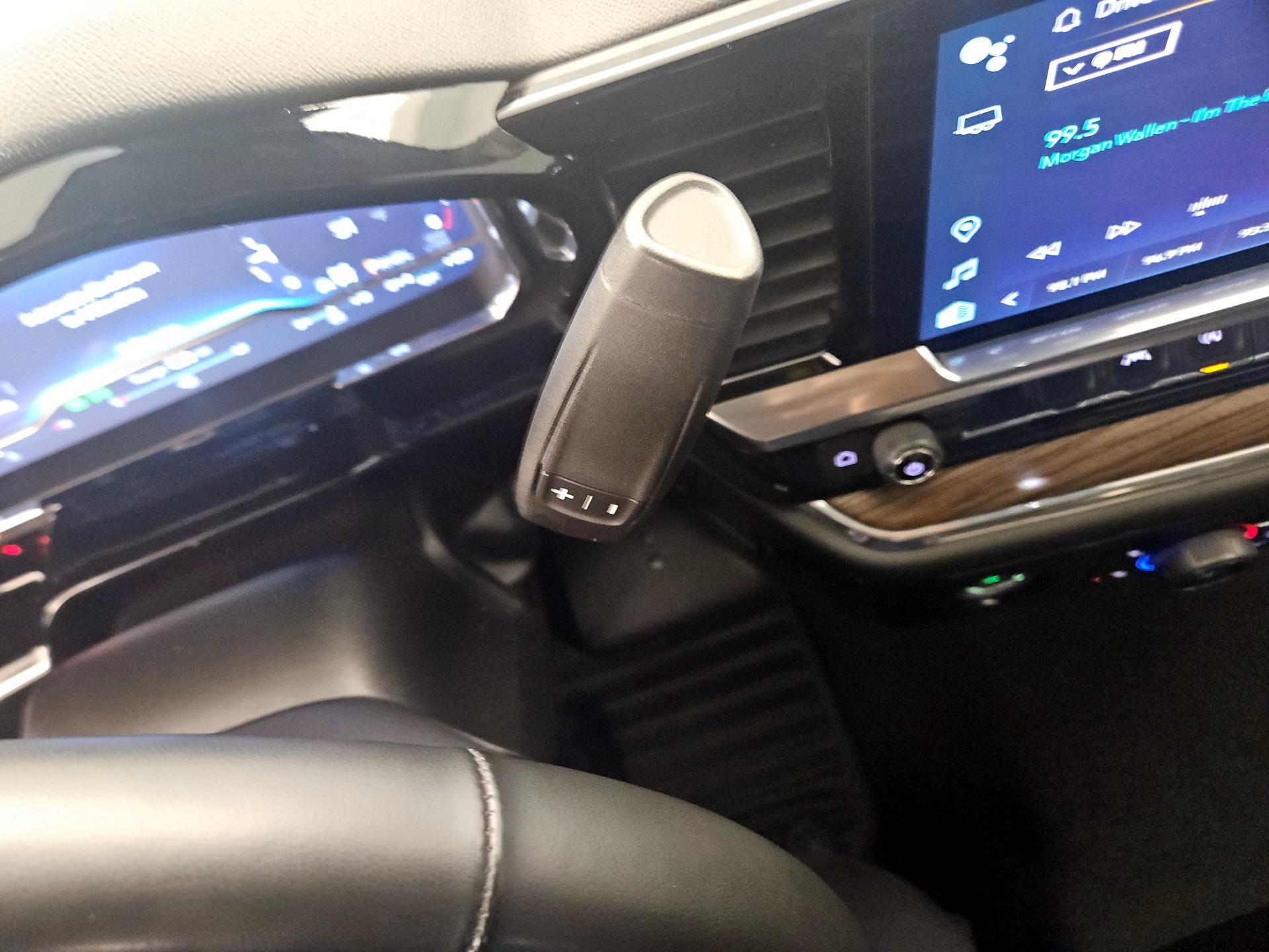 Thumbnail: 2023 Chevrolet Silverado 1500 - 18