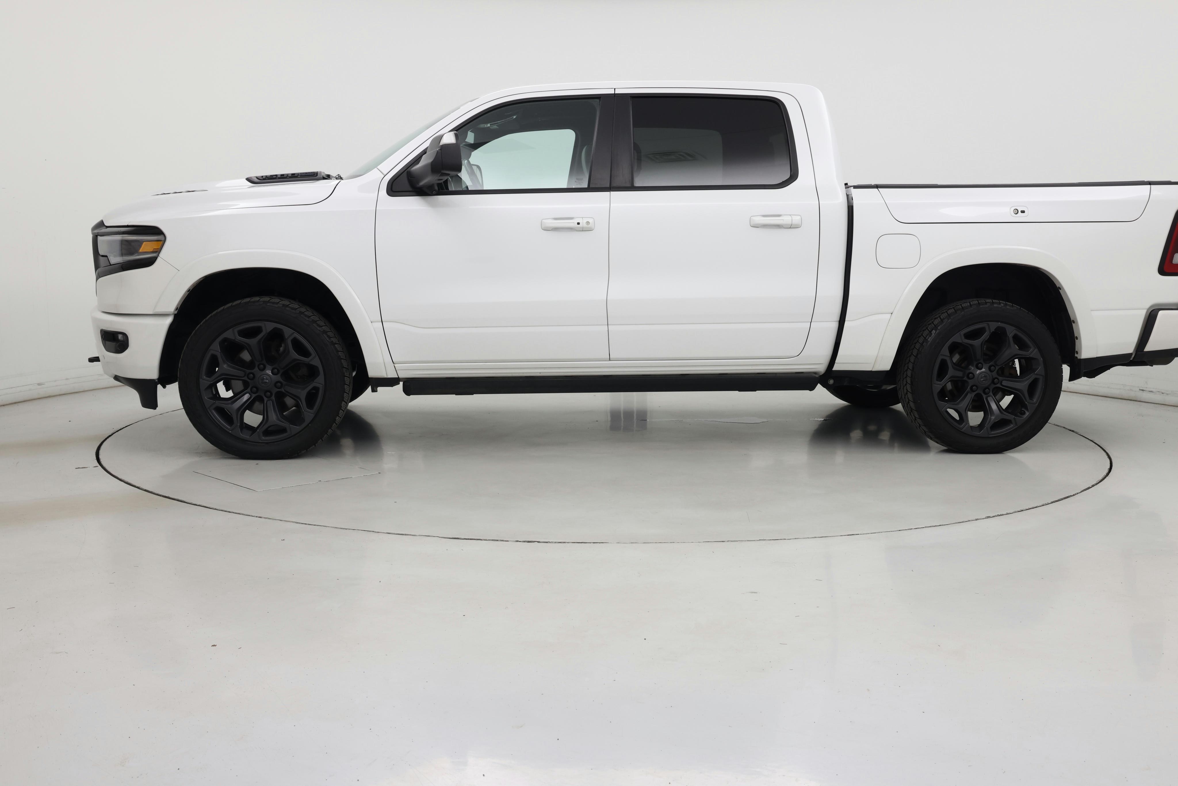 Thumbnail: 2022 RAM 1500 - 3