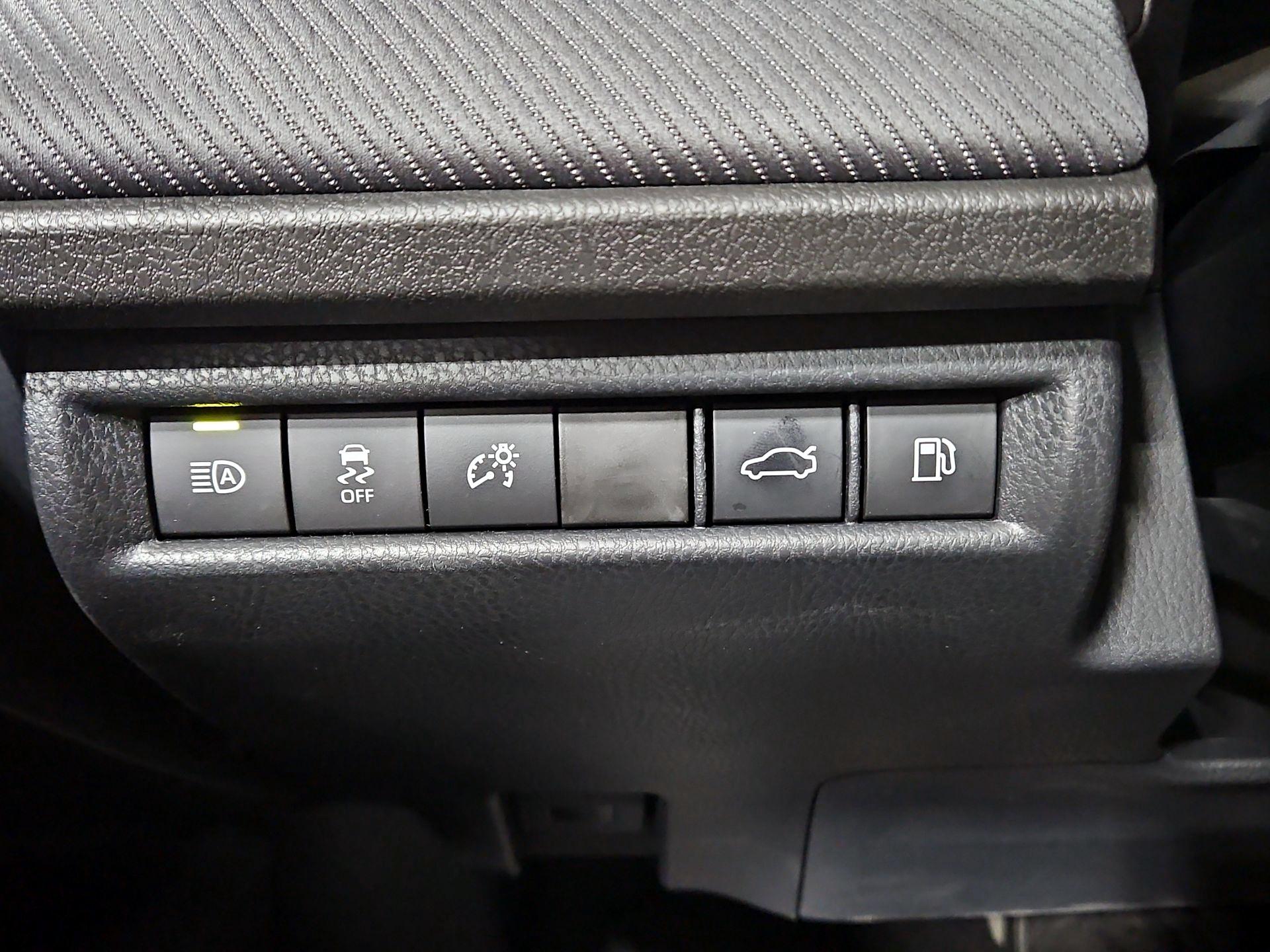 Thumbnail: 2026 Toyota Camry - 13
