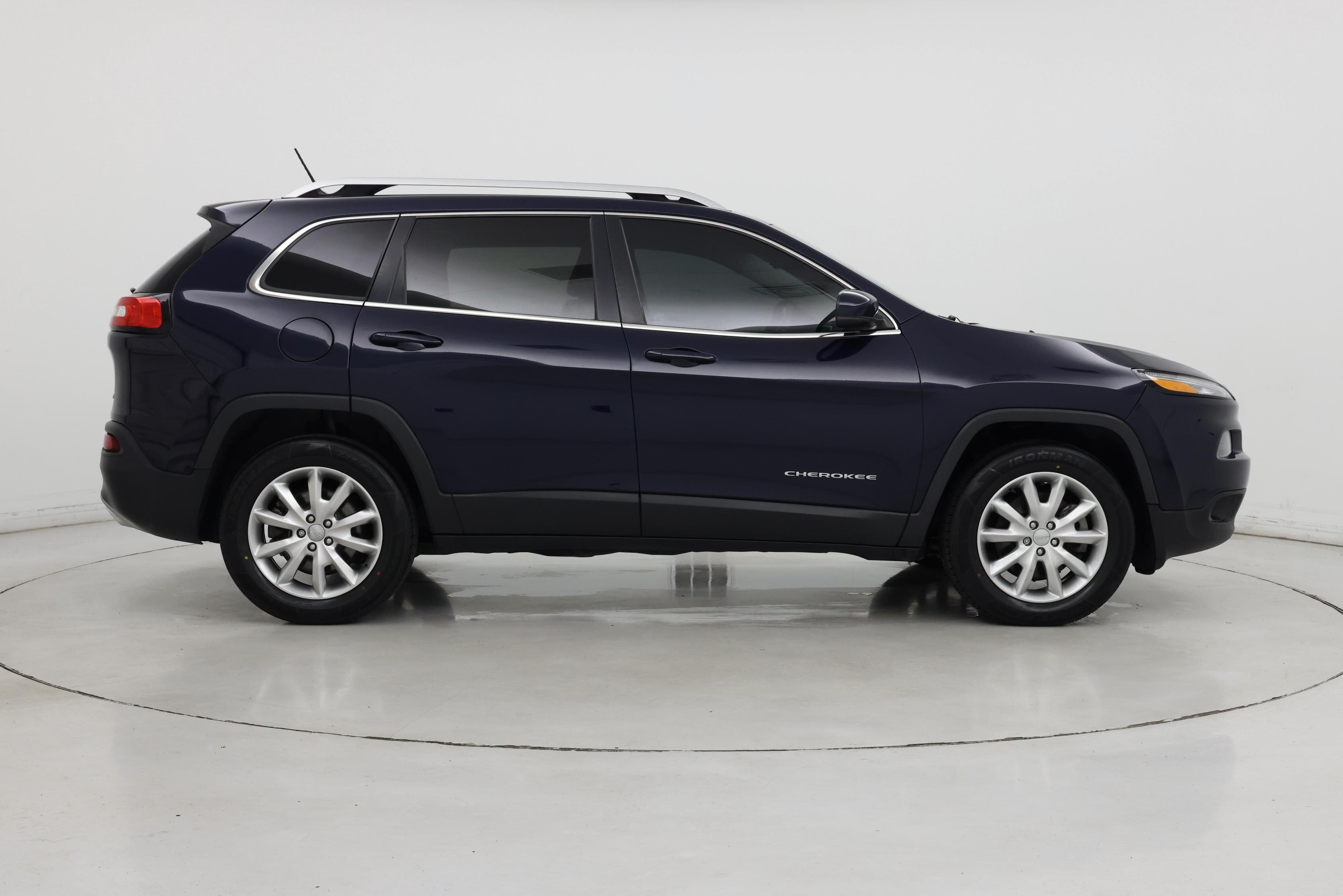 Thumbnail: 2015 Jeep Cherokee - 7