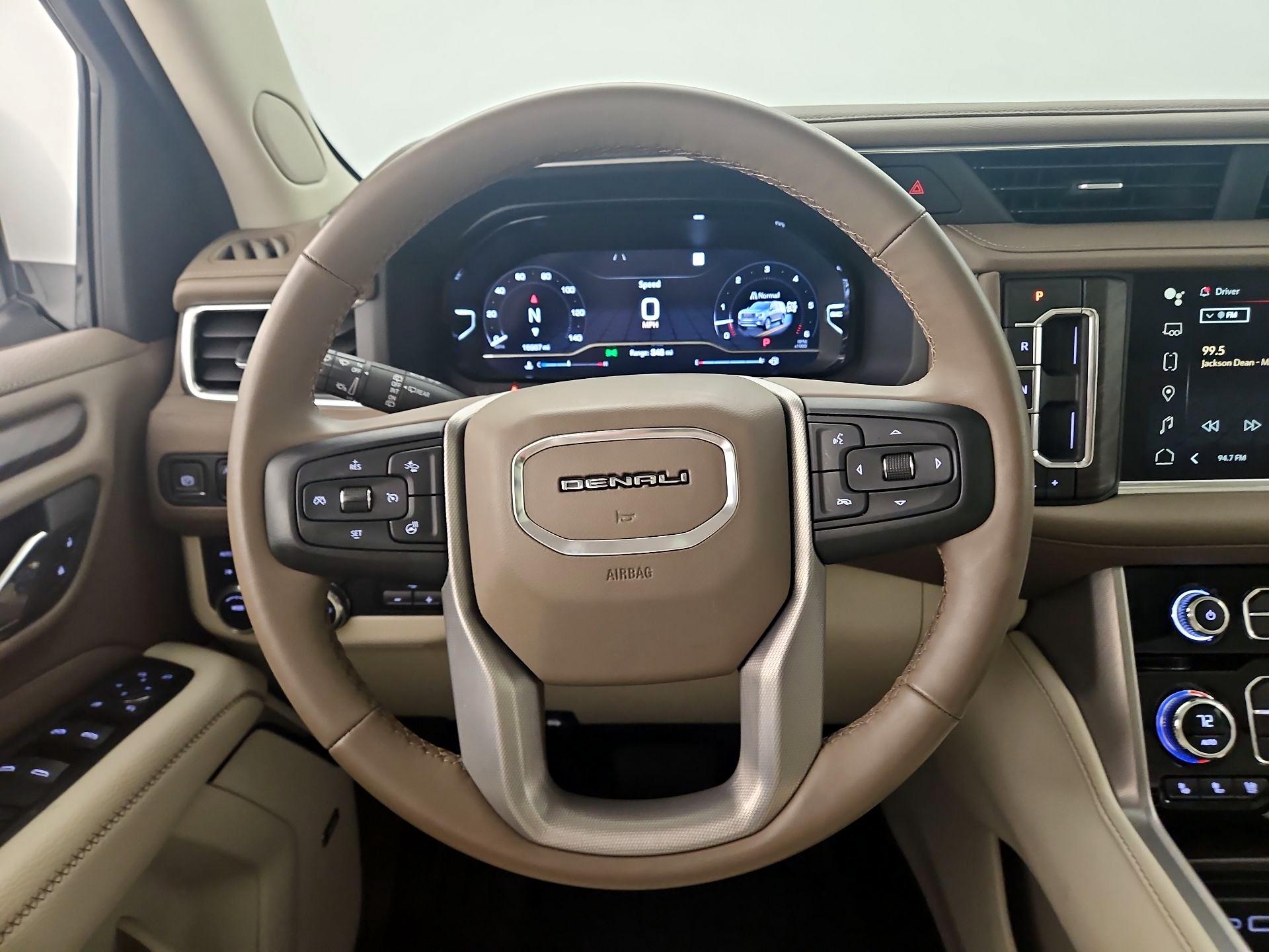 Thumbnail: 2023 GMC Yukon - 10