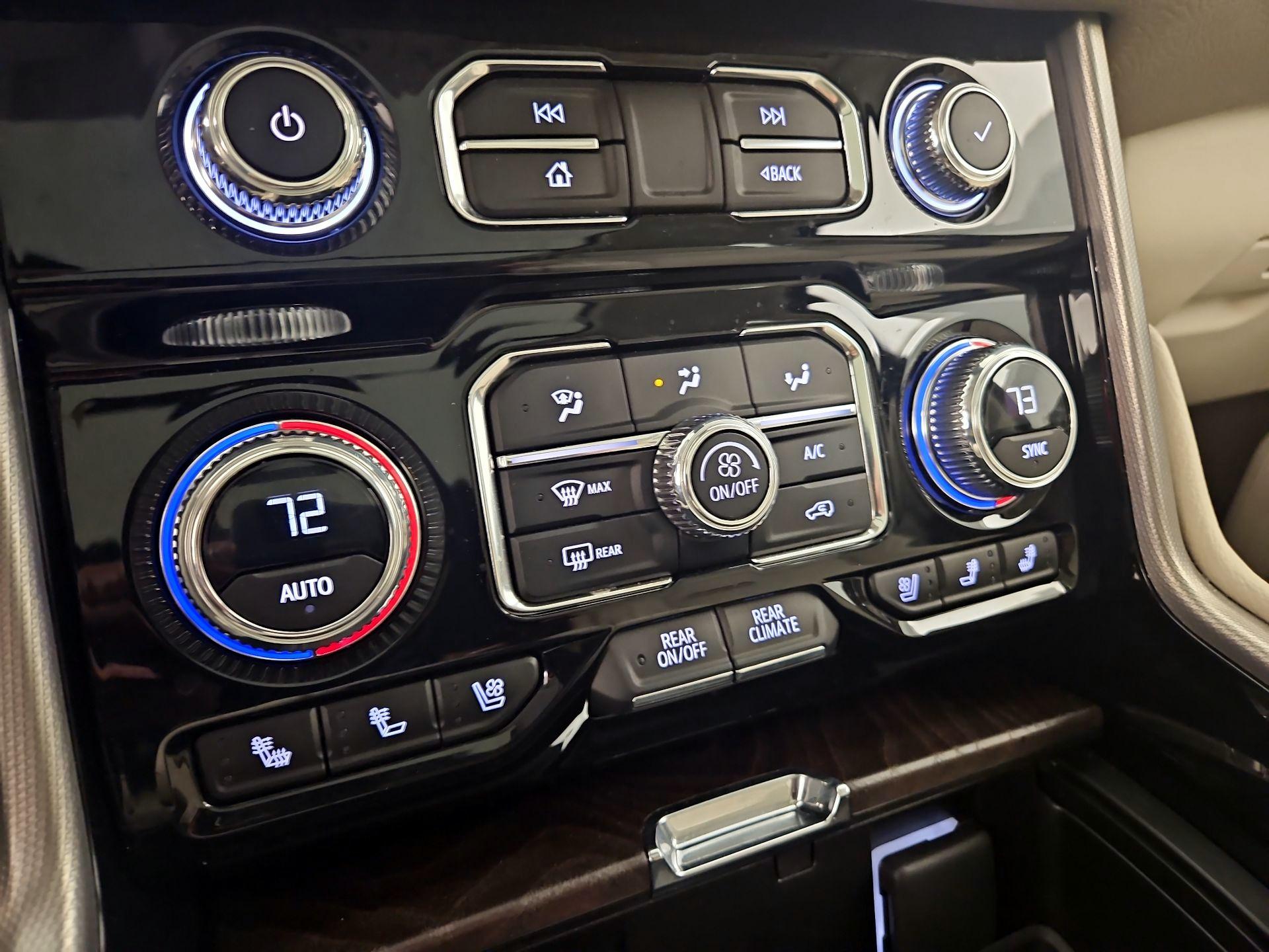 Thumbnail: 2023 GMC Yukon - 16