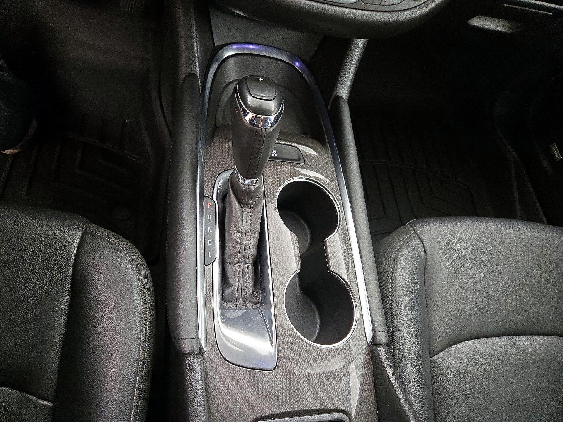 Thumbnail: 2018 Chevrolet Malibu - 17