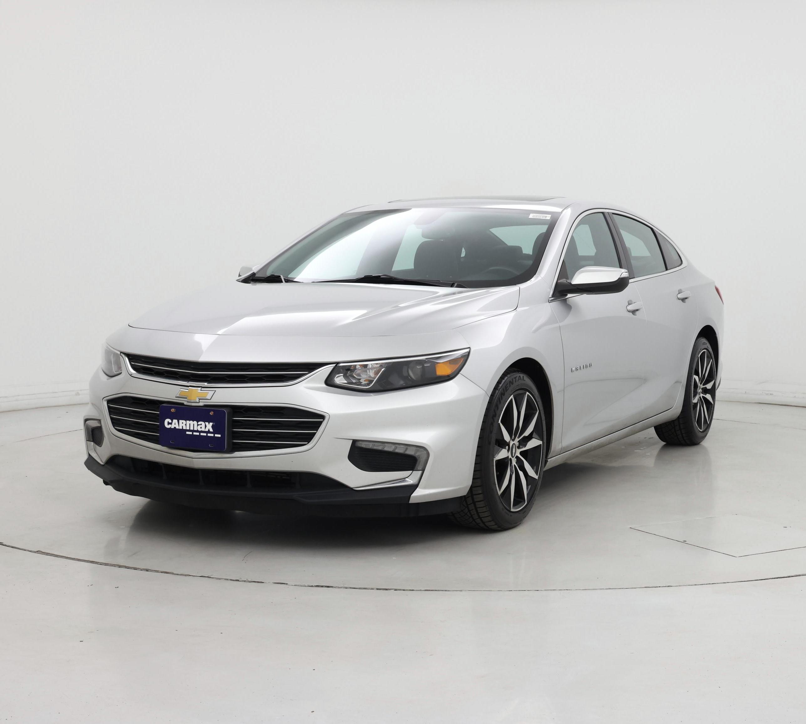 Thumbnail: 2018 Chevrolet Malibu - 4