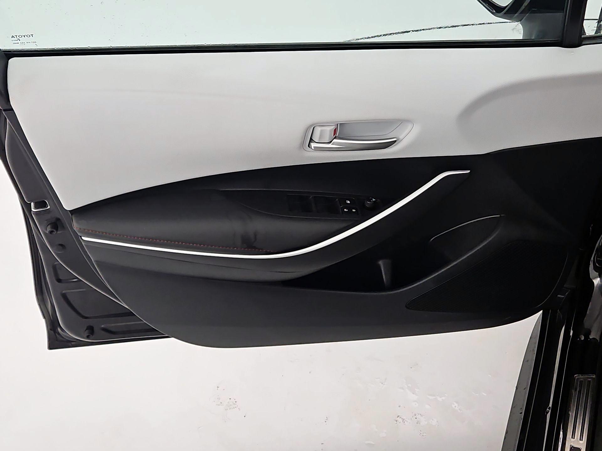 Thumbnail: 2024 Toyota Corolla - 12