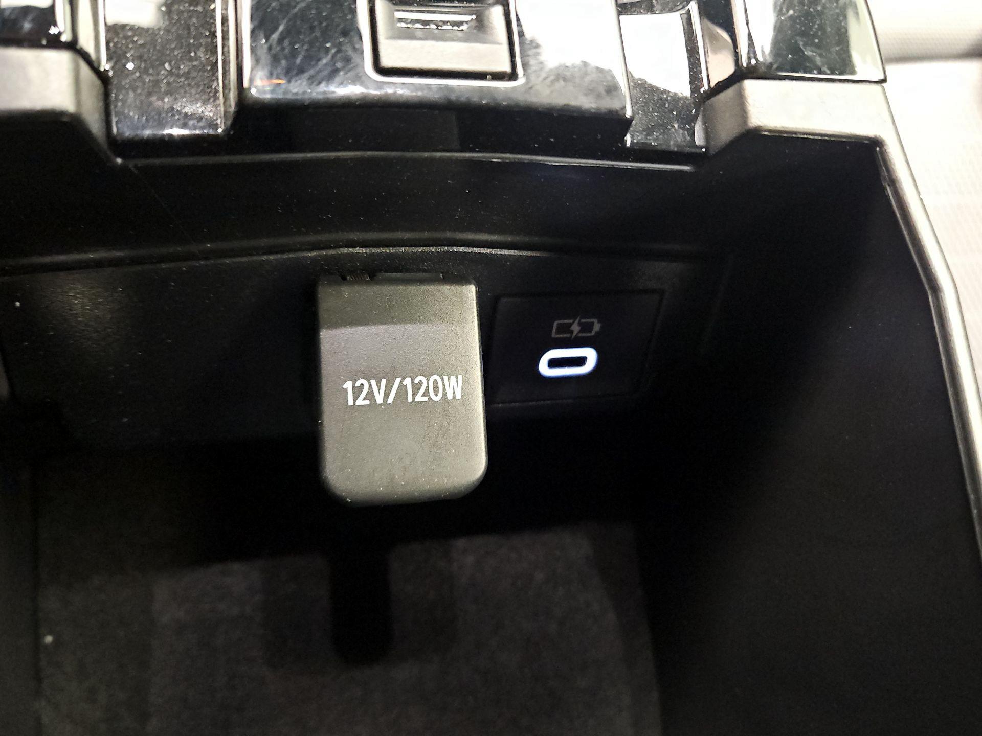 Thumbnail: 2024 Toyota Corolla - 18