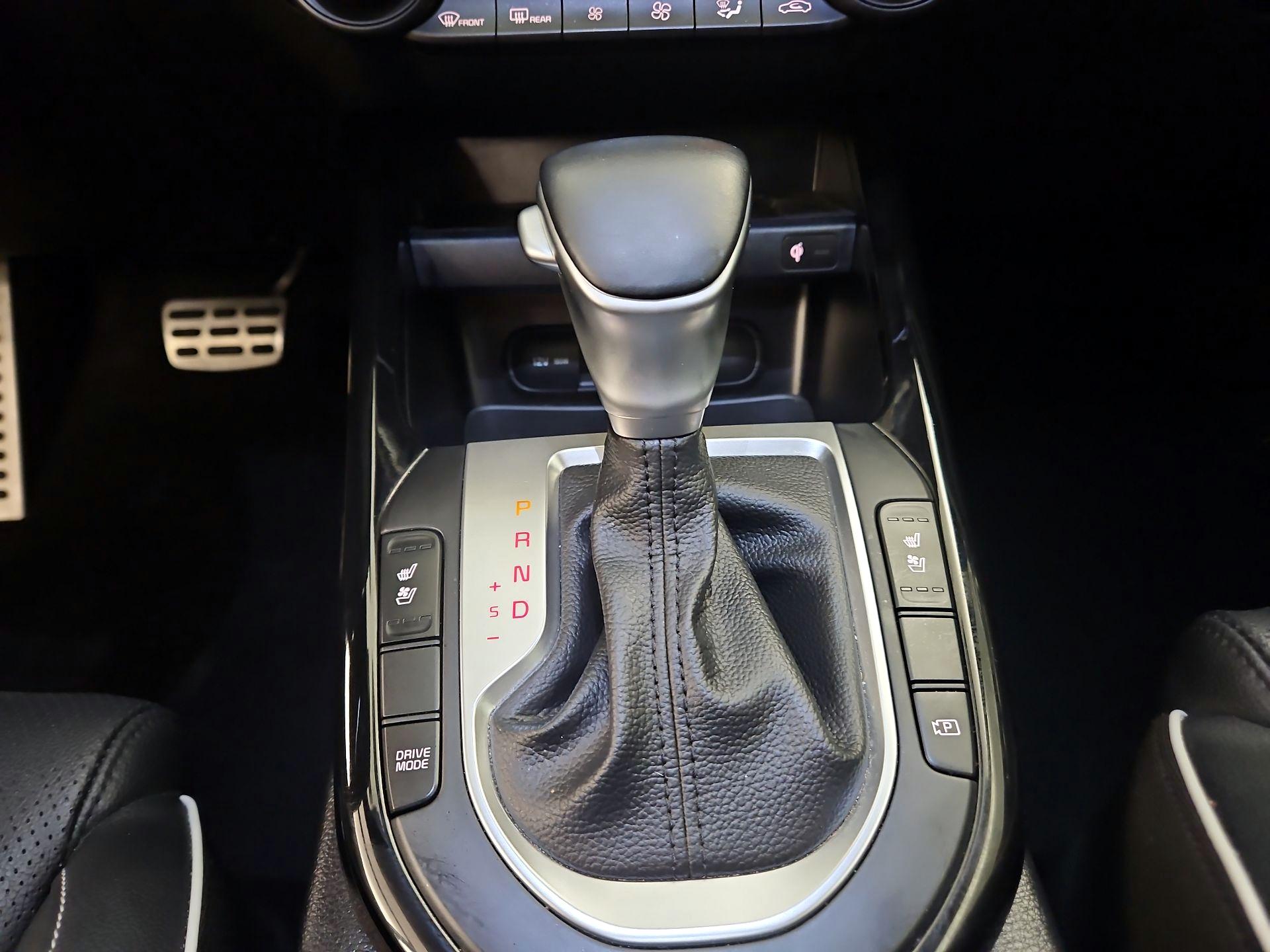 Thumbnail: 2022 Kia Forte - 18