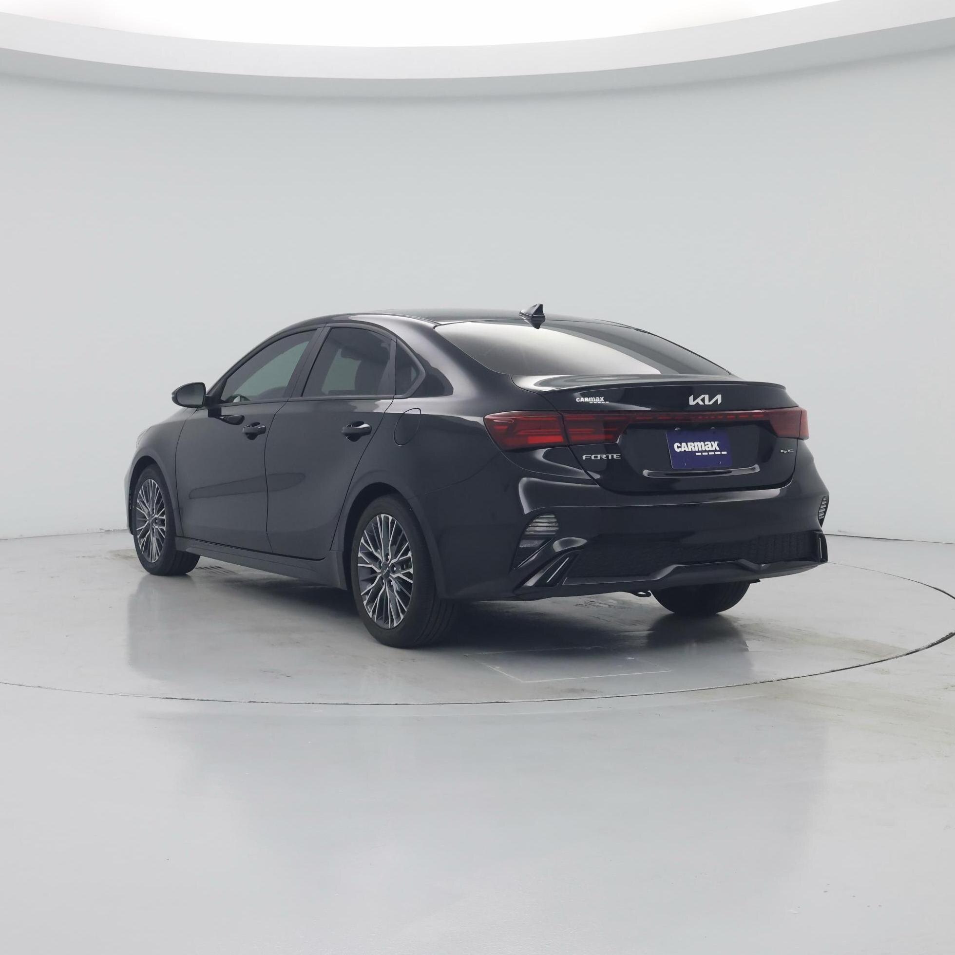 Thumbnail: 2022 Kia Forte - 2