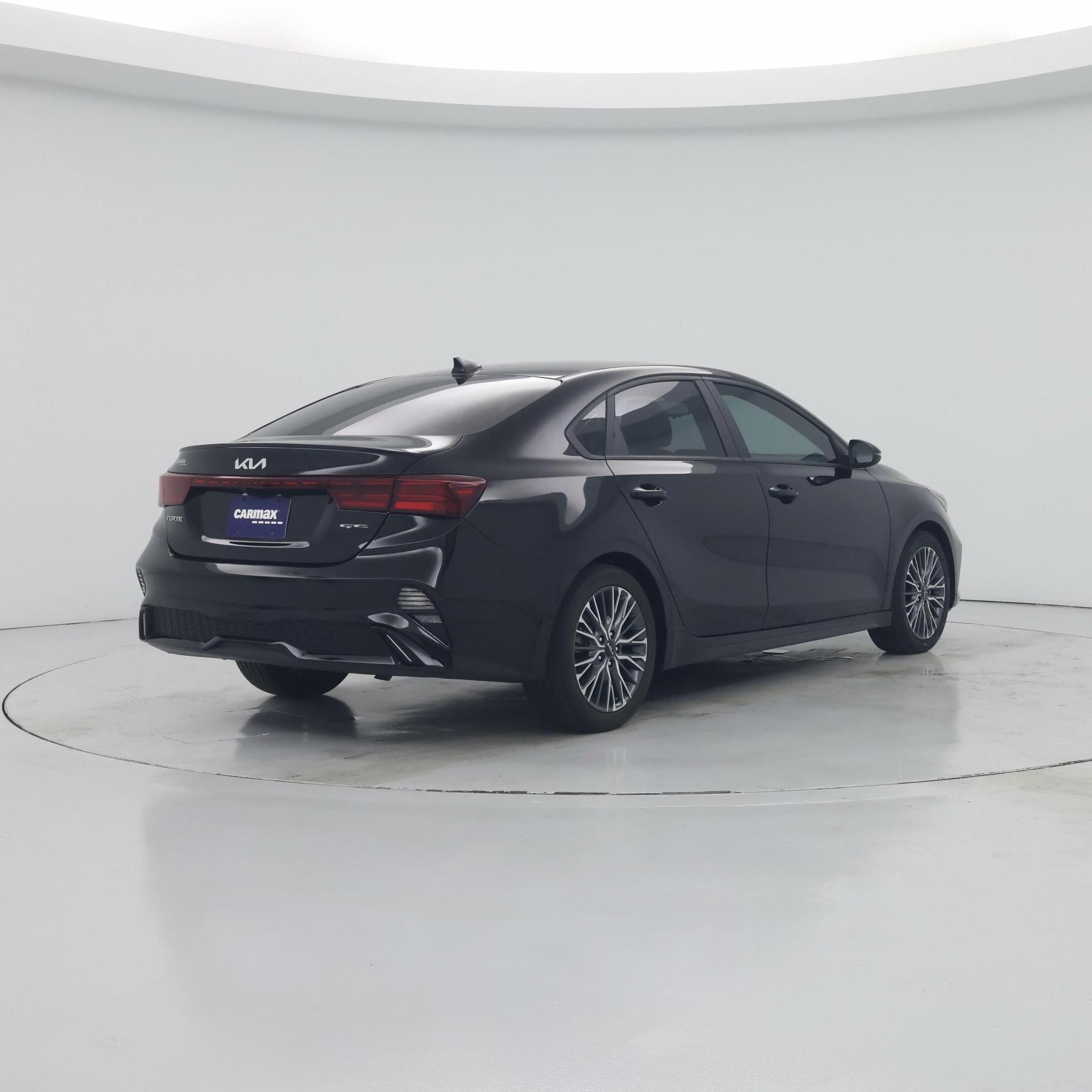 Thumbnail: 2022 Kia Forte - 8