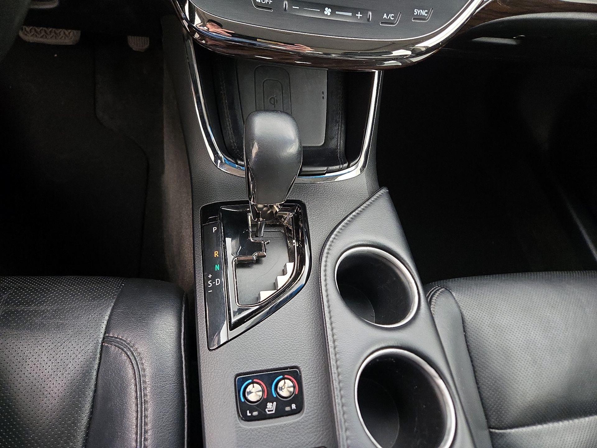 Thumbnail: 2014 Toyota Avalon - 18
