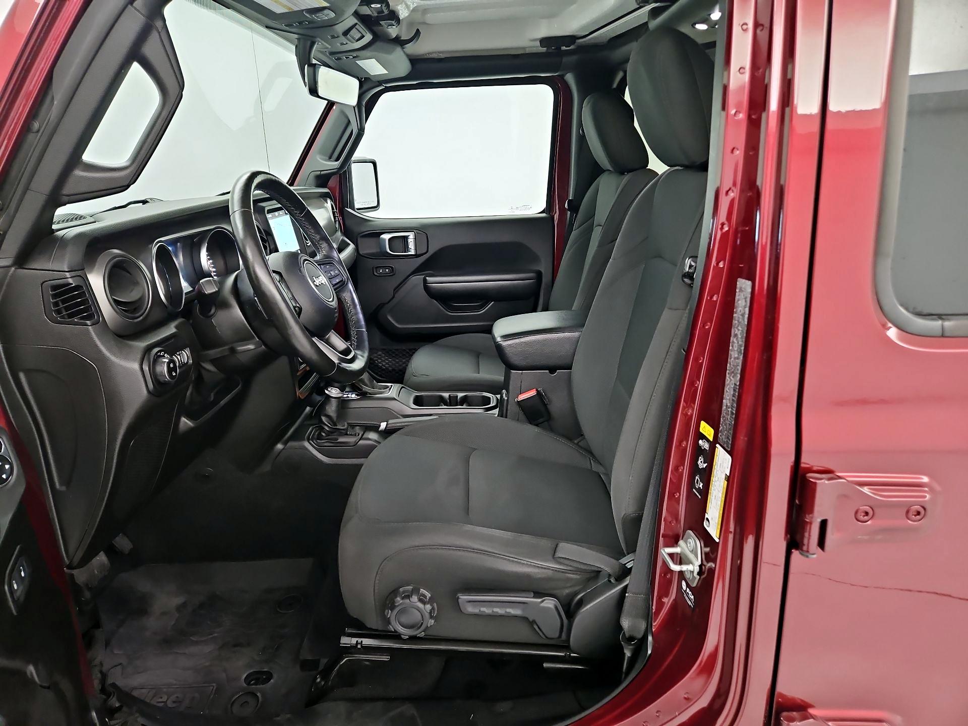 Thumbnail: 2021 Jeep Gladiator - 11