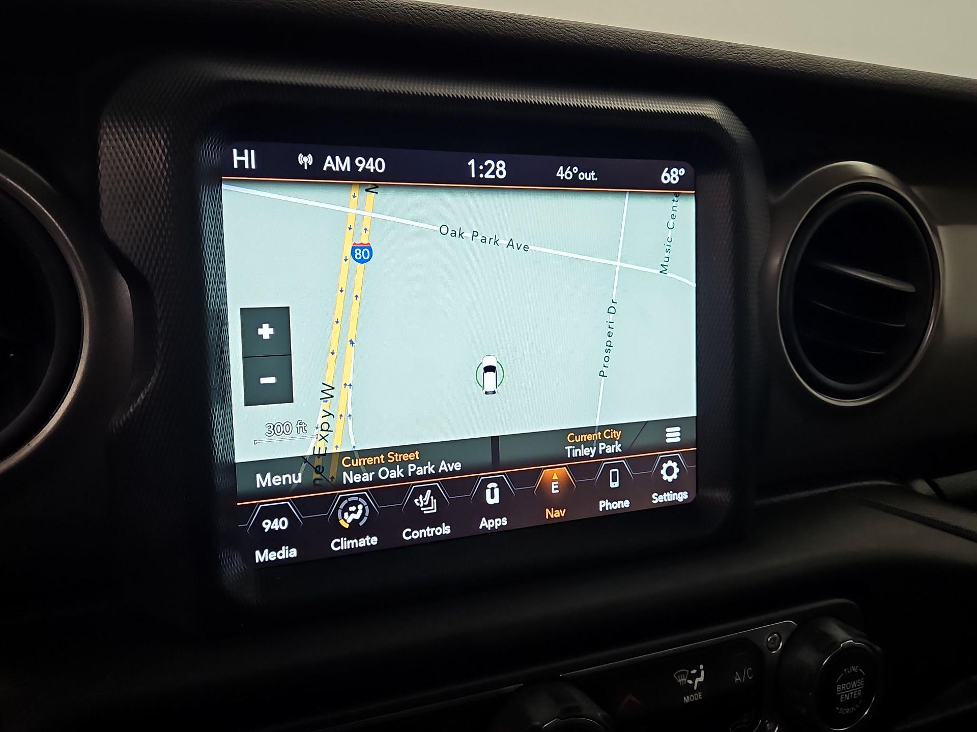 Thumbnail: 2021 Jeep Gladiator - 14