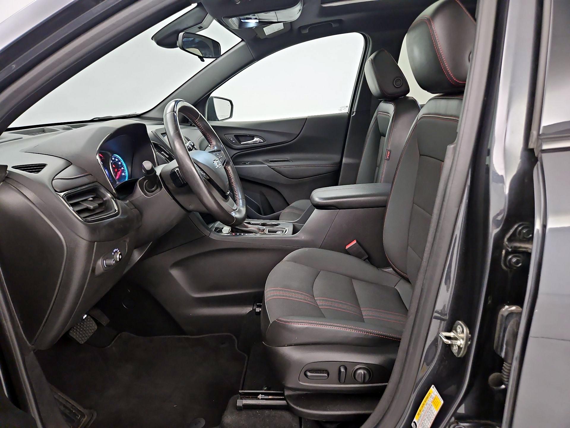 Thumbnail: 2022 Chevrolet Equinox - 9