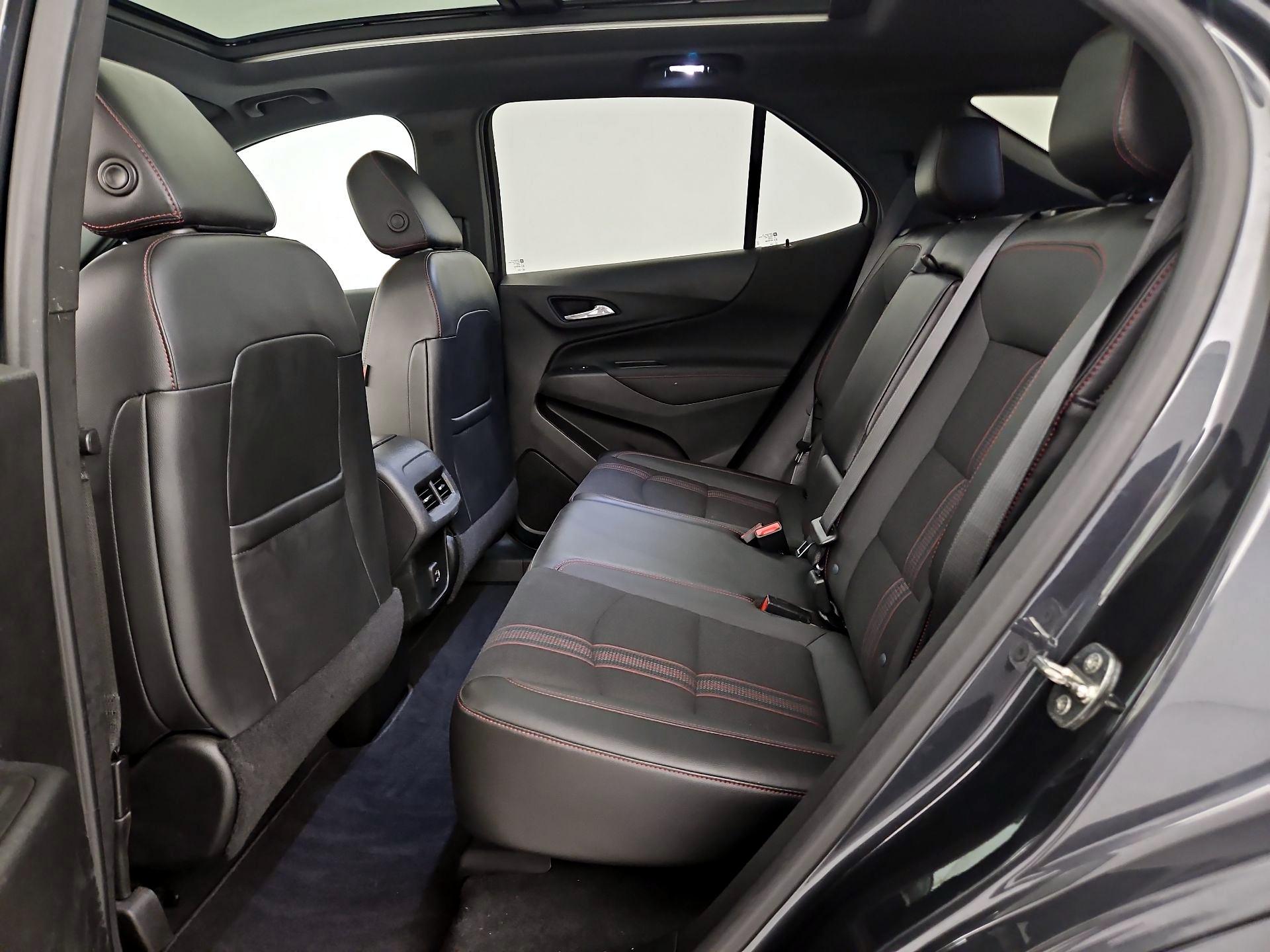 Thumbnail: 2022 Chevrolet Equinox - 18