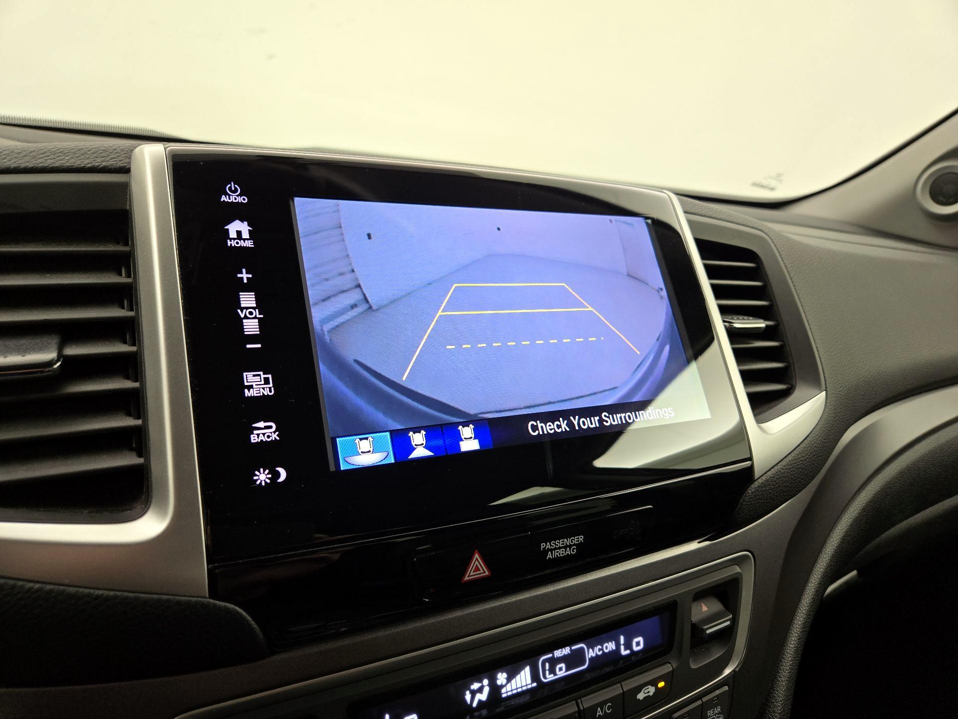 Thumbnail: 2019 Honda Ridgeline - 15