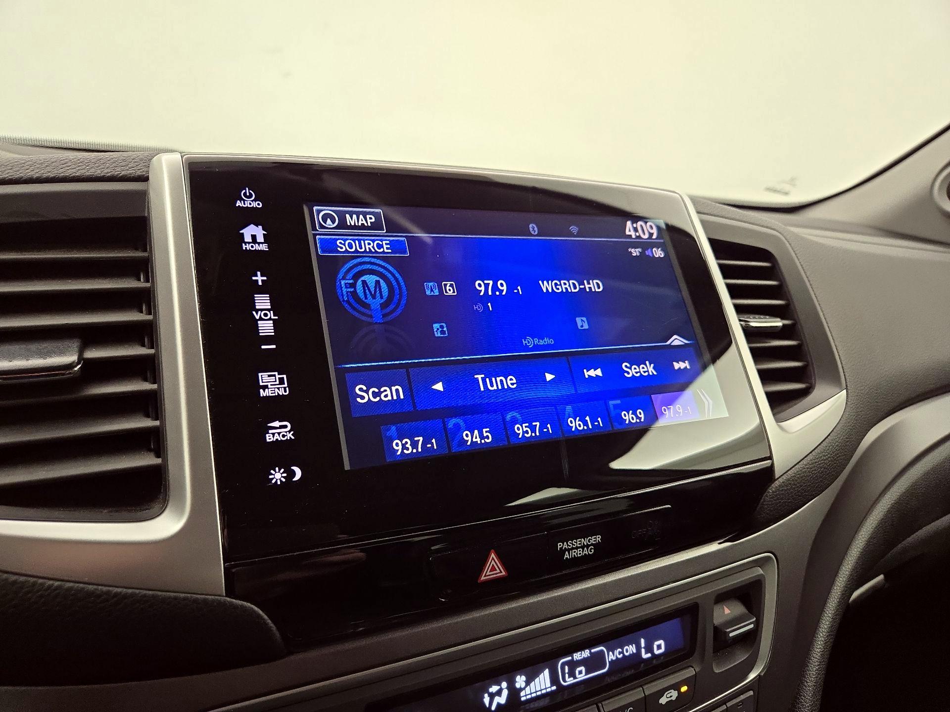 Thumbnail: 2019 Honda Ridgeline - 16