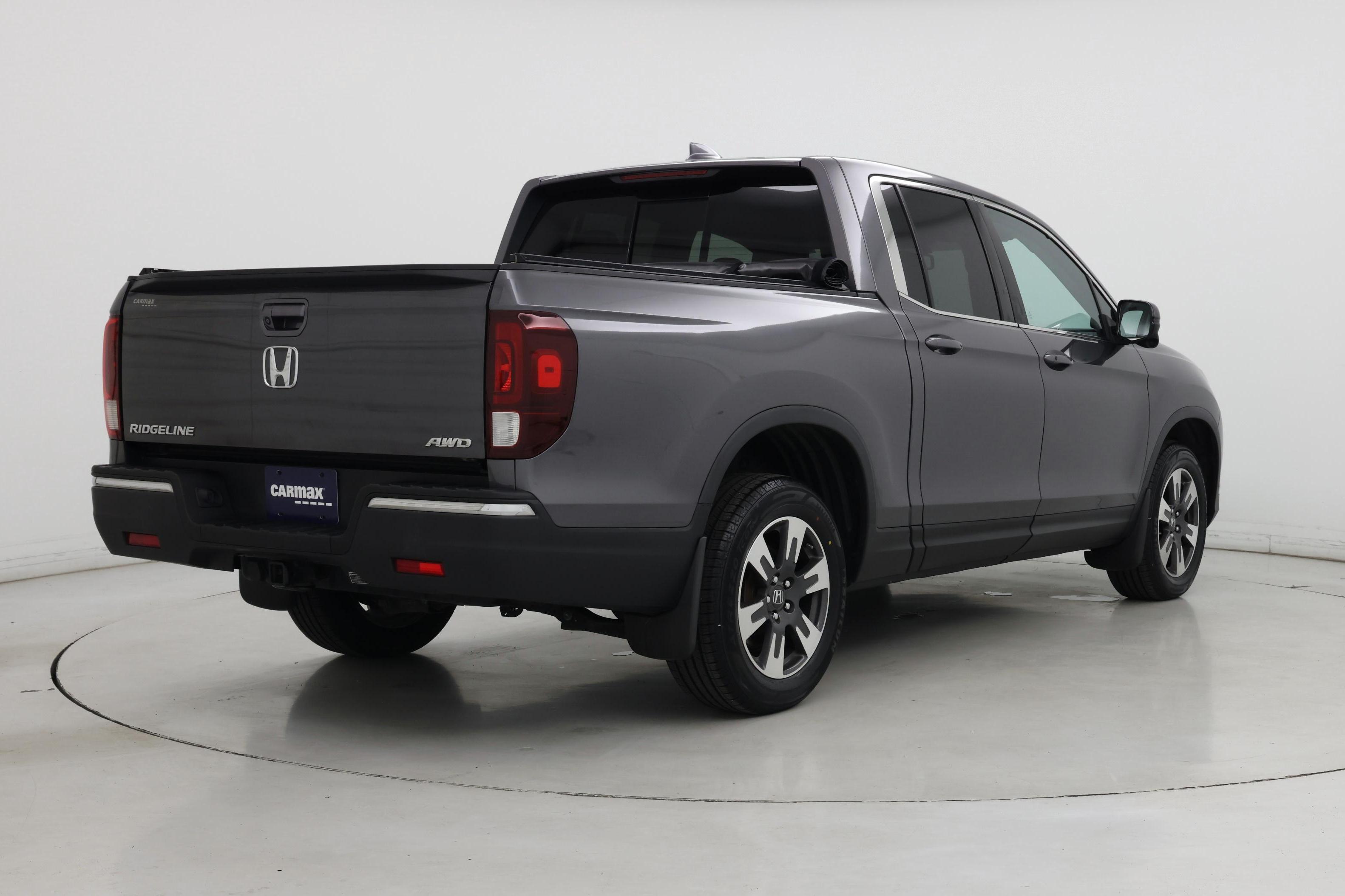 Thumbnail: 2019 Honda Ridgeline - 8
