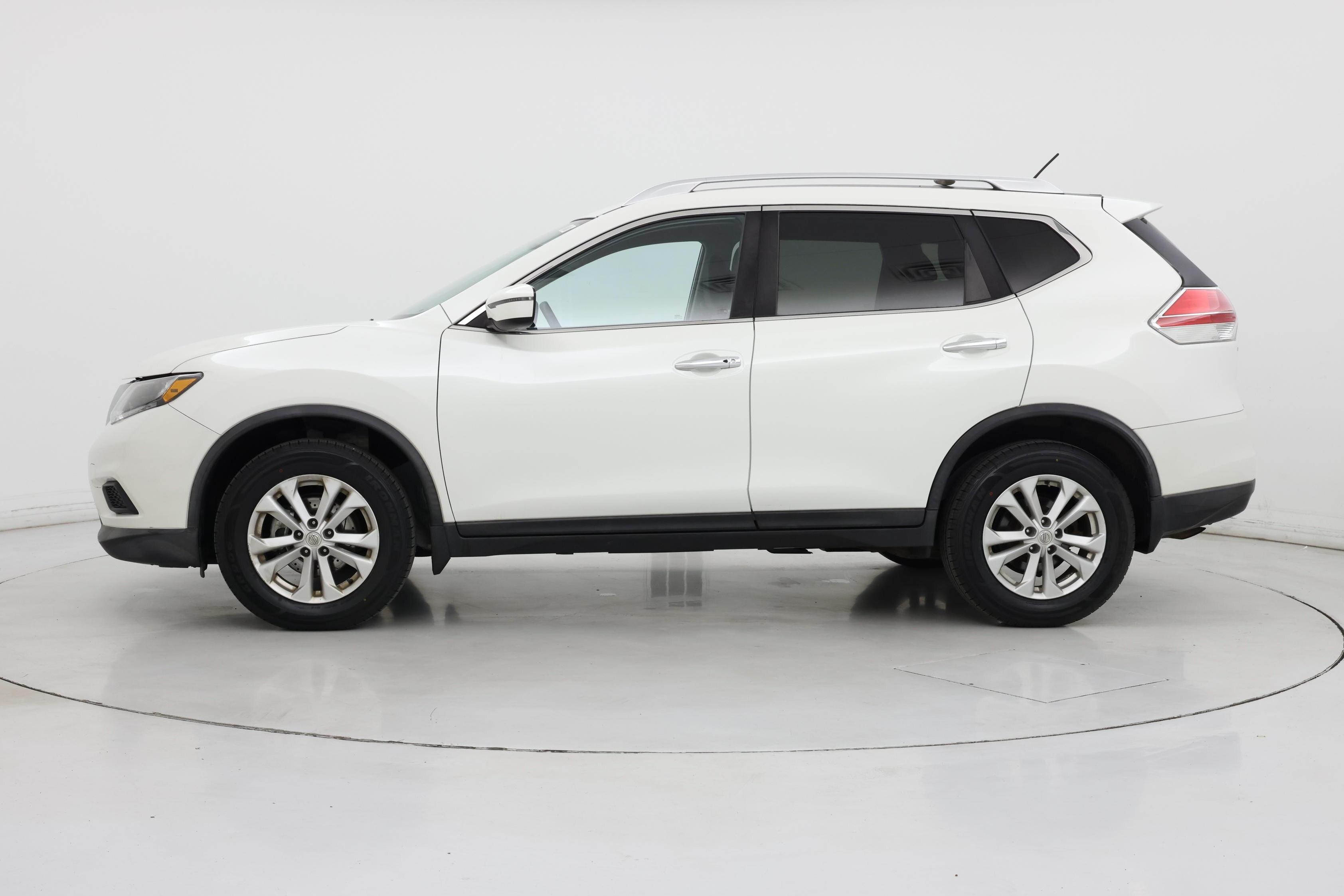 Thumbnail: 2016 Nissan Rogue - 3